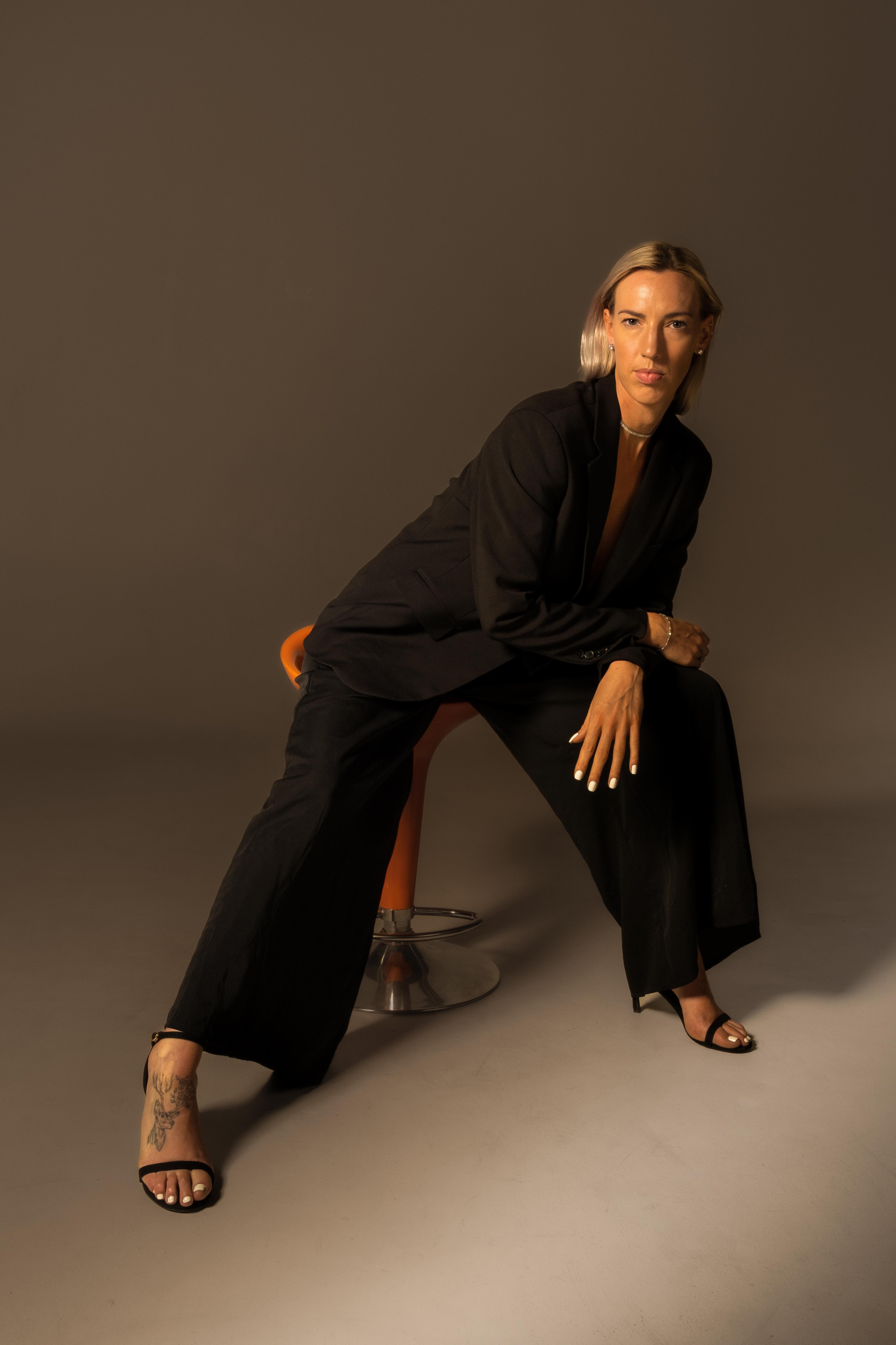 actor Emma Lund large photo