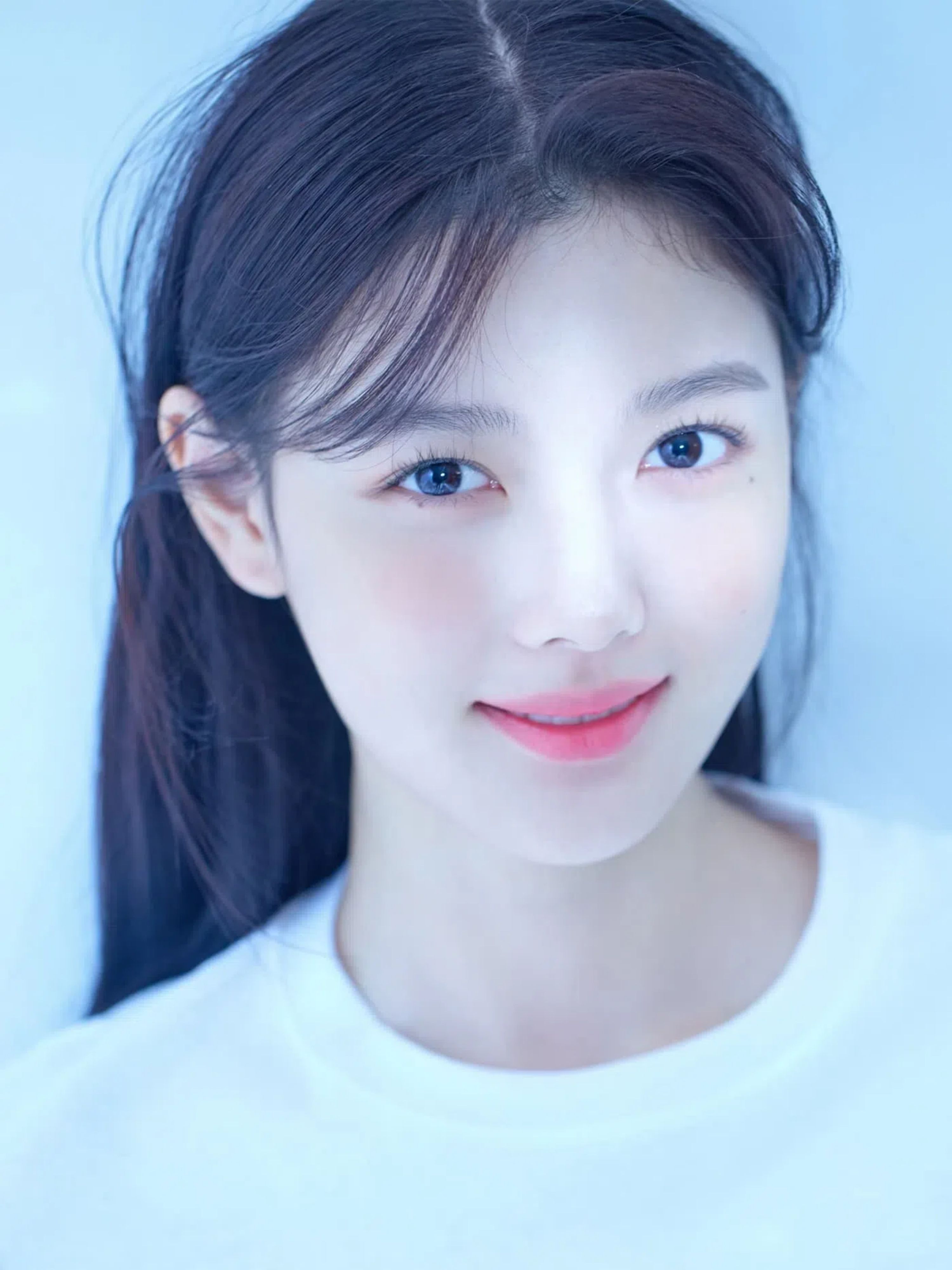 actor Kim Yoo-jeong large photo