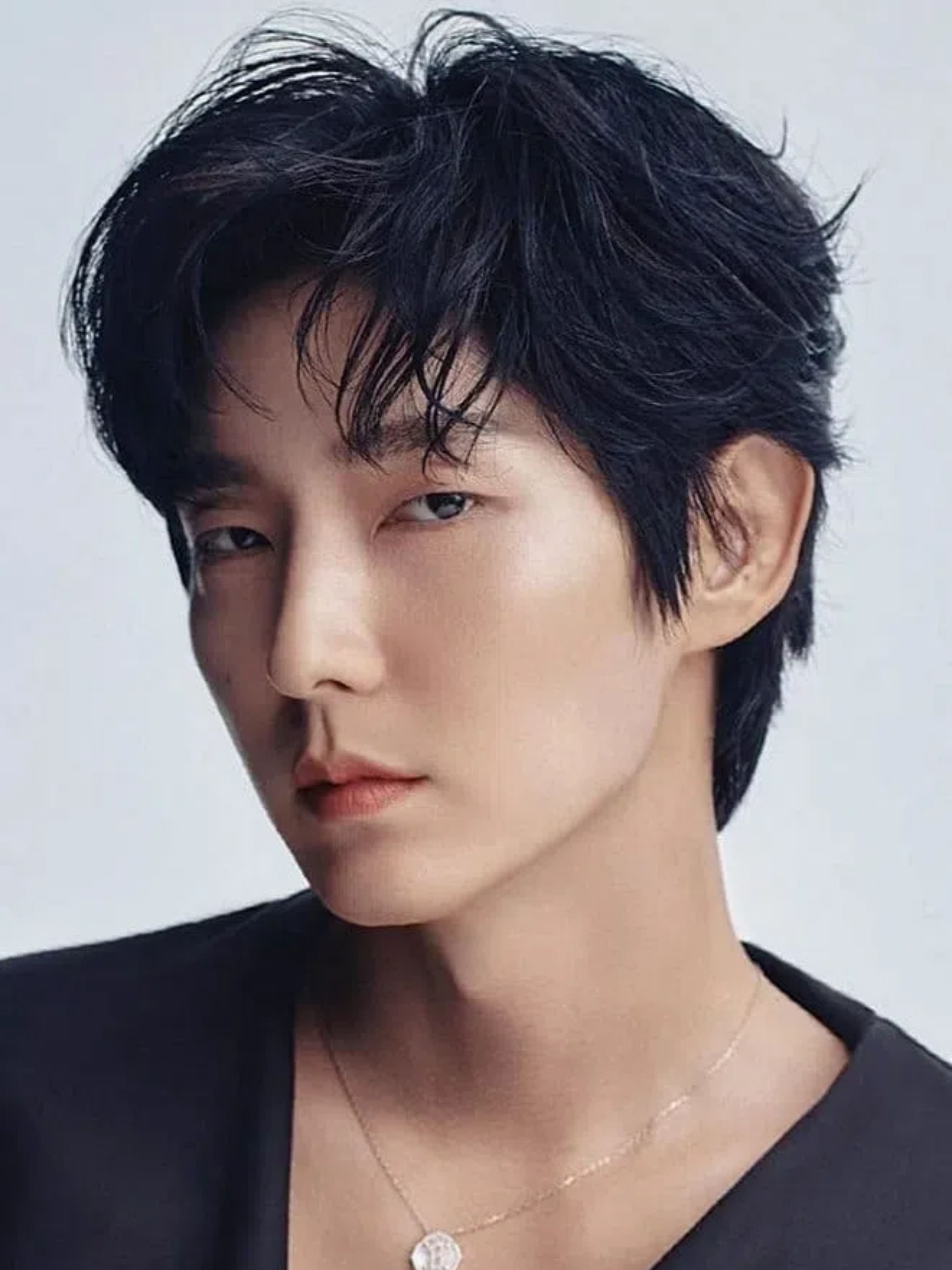 actor Lee Joon-Gi large photo