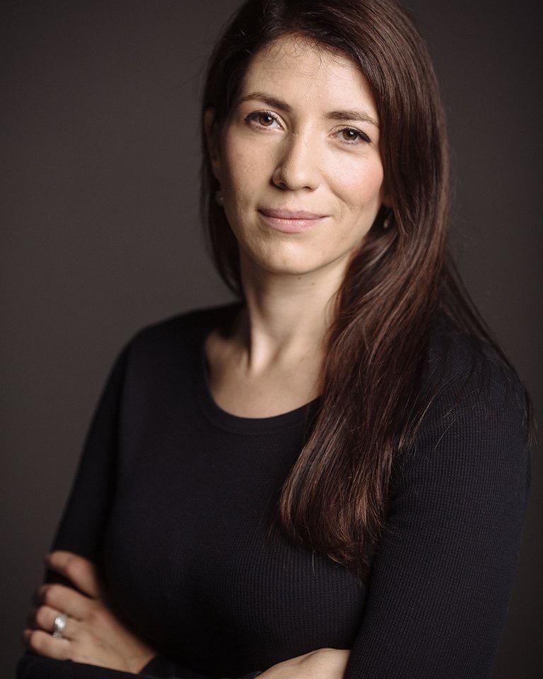 actor Claudia Amacher large photo