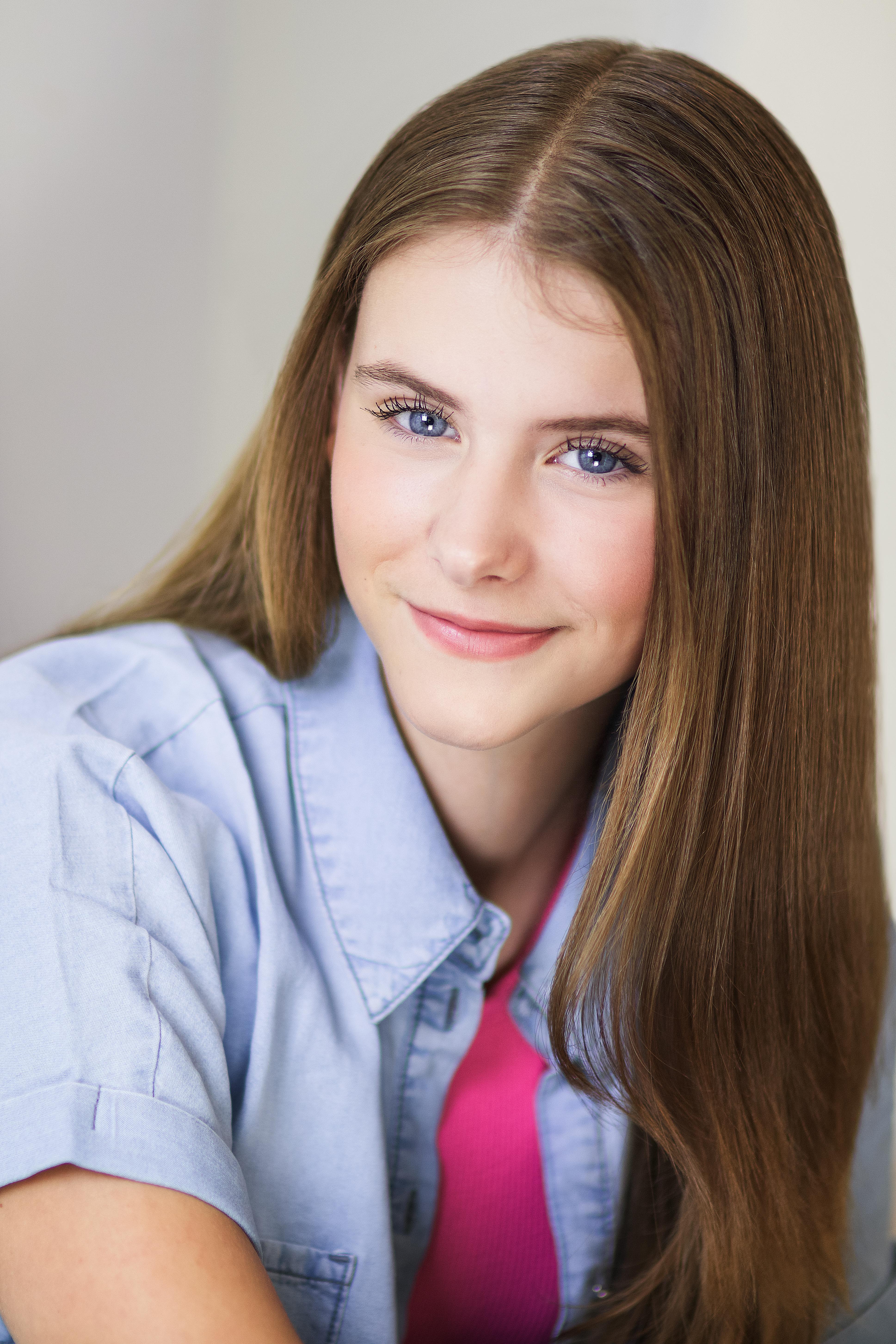 actor Annaston Munro large photo