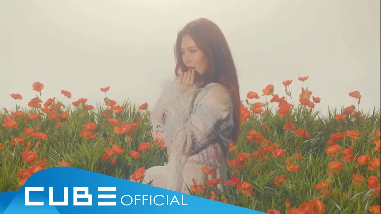 HyunA(현아) - '베베 (BABE)' Official Music Video background