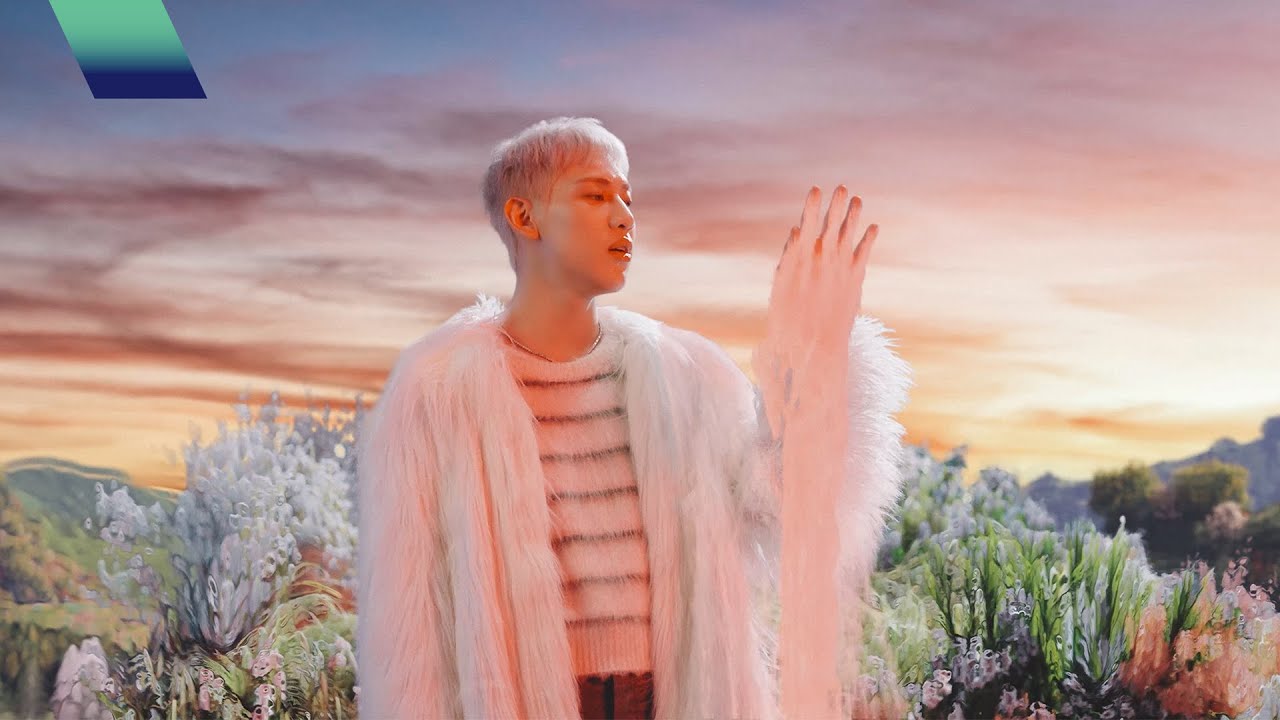 뱀뱀 (BamBam) 'Slow Mo' MV background
