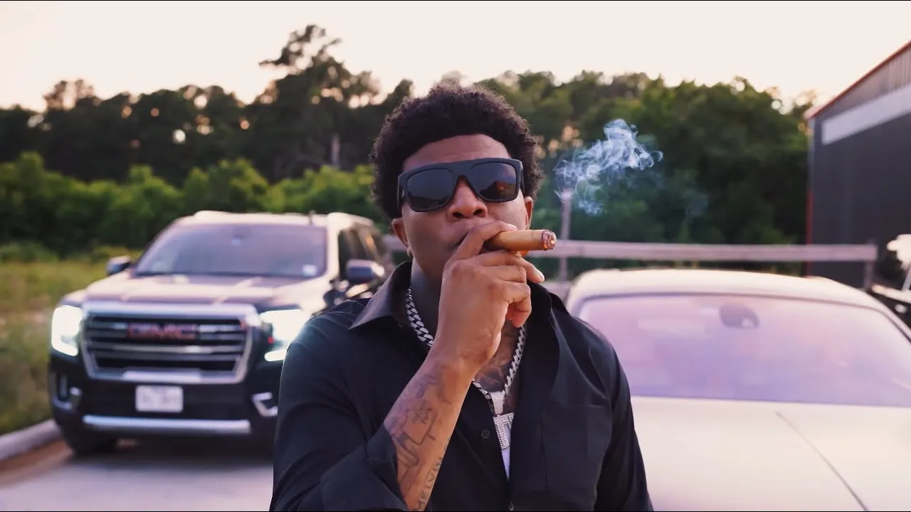 Yungeen Ace - Game Over (Official Music Video) background