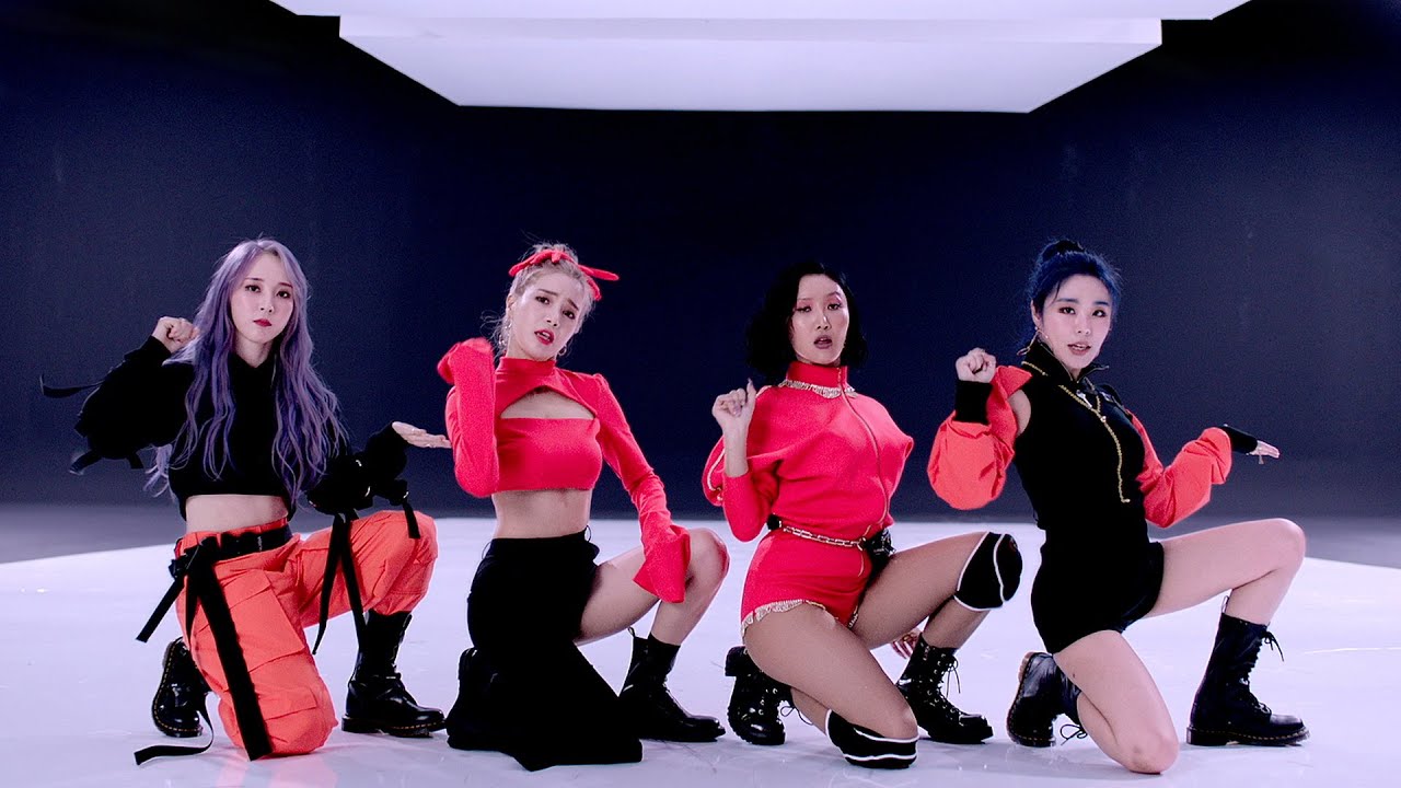 MAMAMOO「HIP -Japanese ver.-」Music Video background