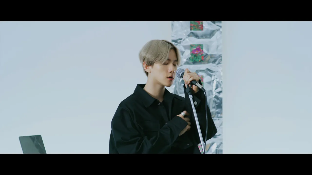 BAEKHYUN 백현 'UN Village' Live Session