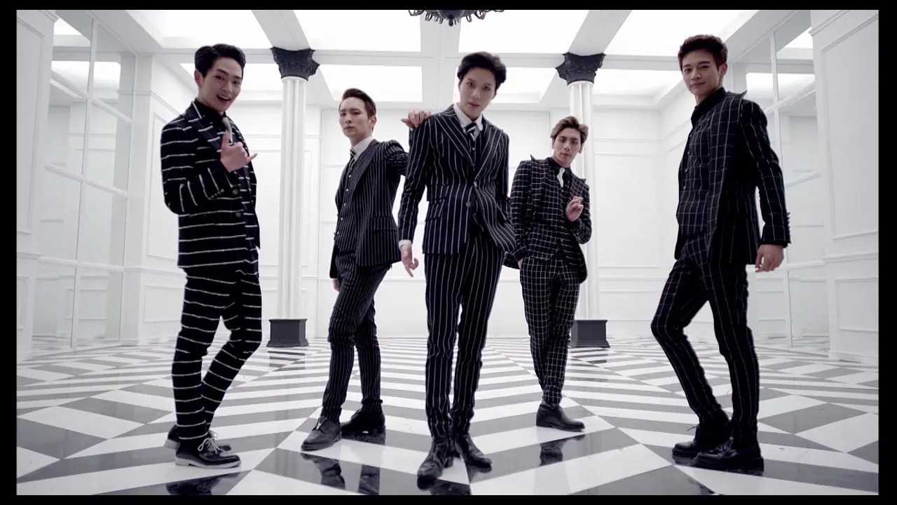 SHINee Your Number DANCE VERSION(black) background