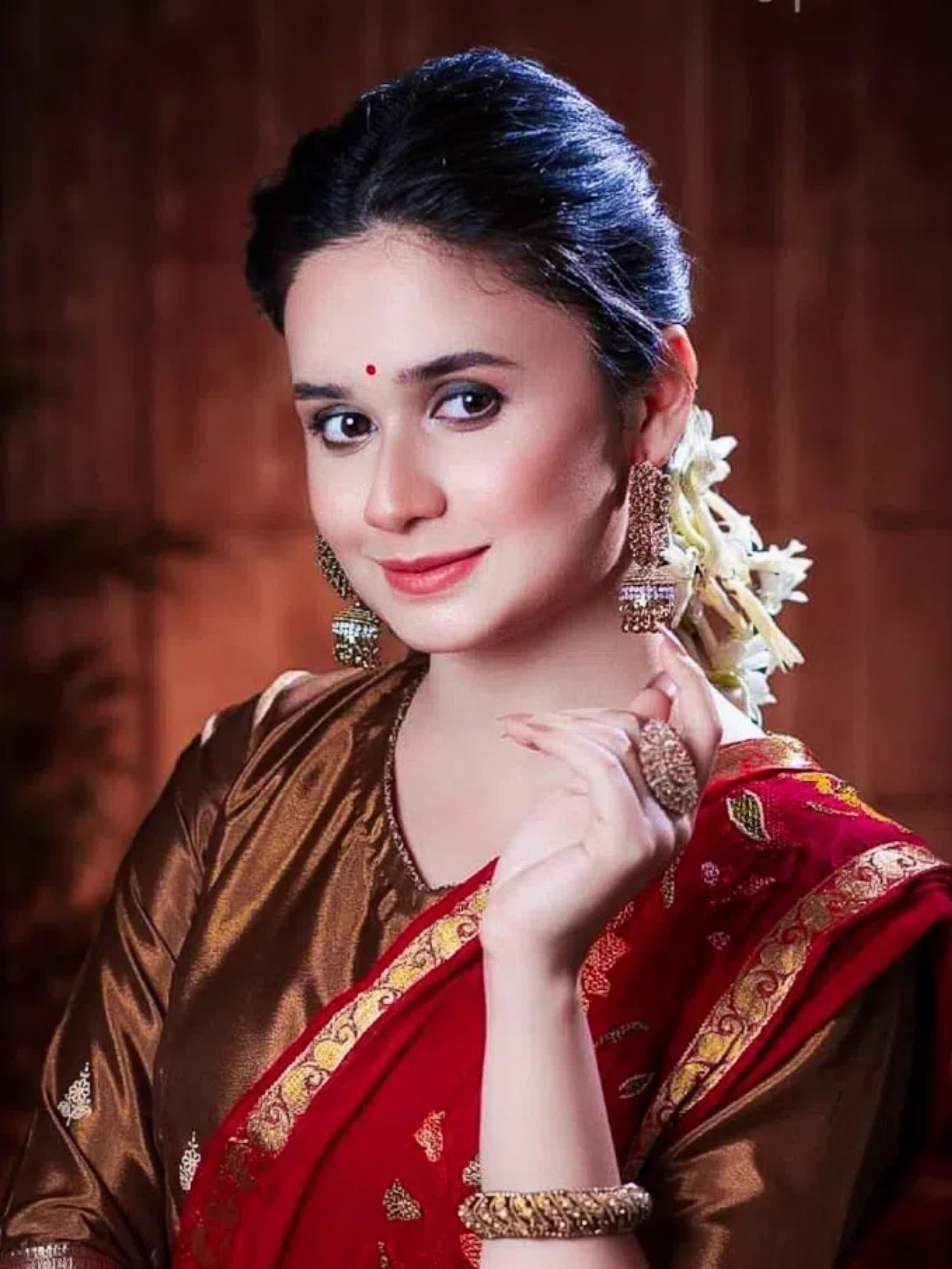 actor Jannatul Ferdous Oishee large photo