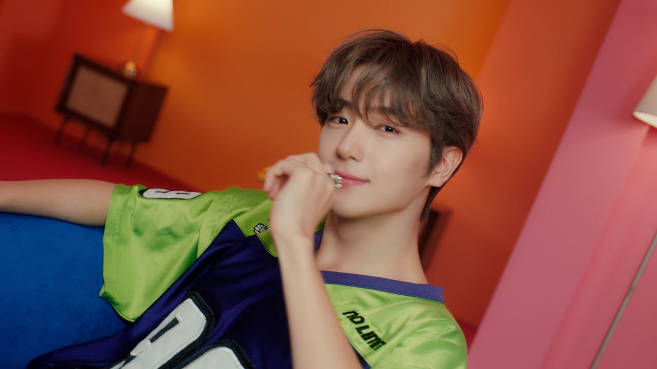 THE BOYZ(더보이즈) 'Delicious' M/V background