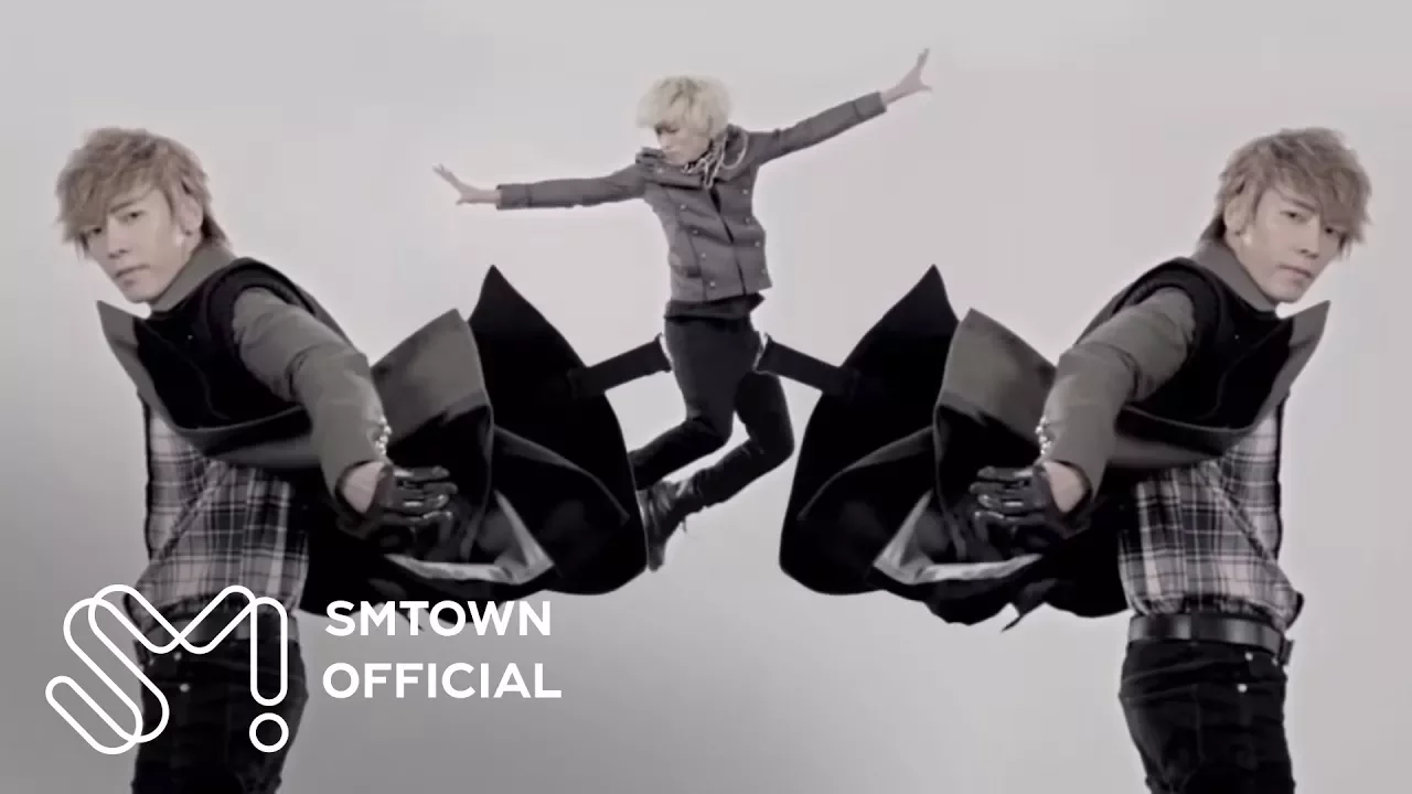 SUPER JUNIOR 슈퍼주니어 'A-CHA' MV background