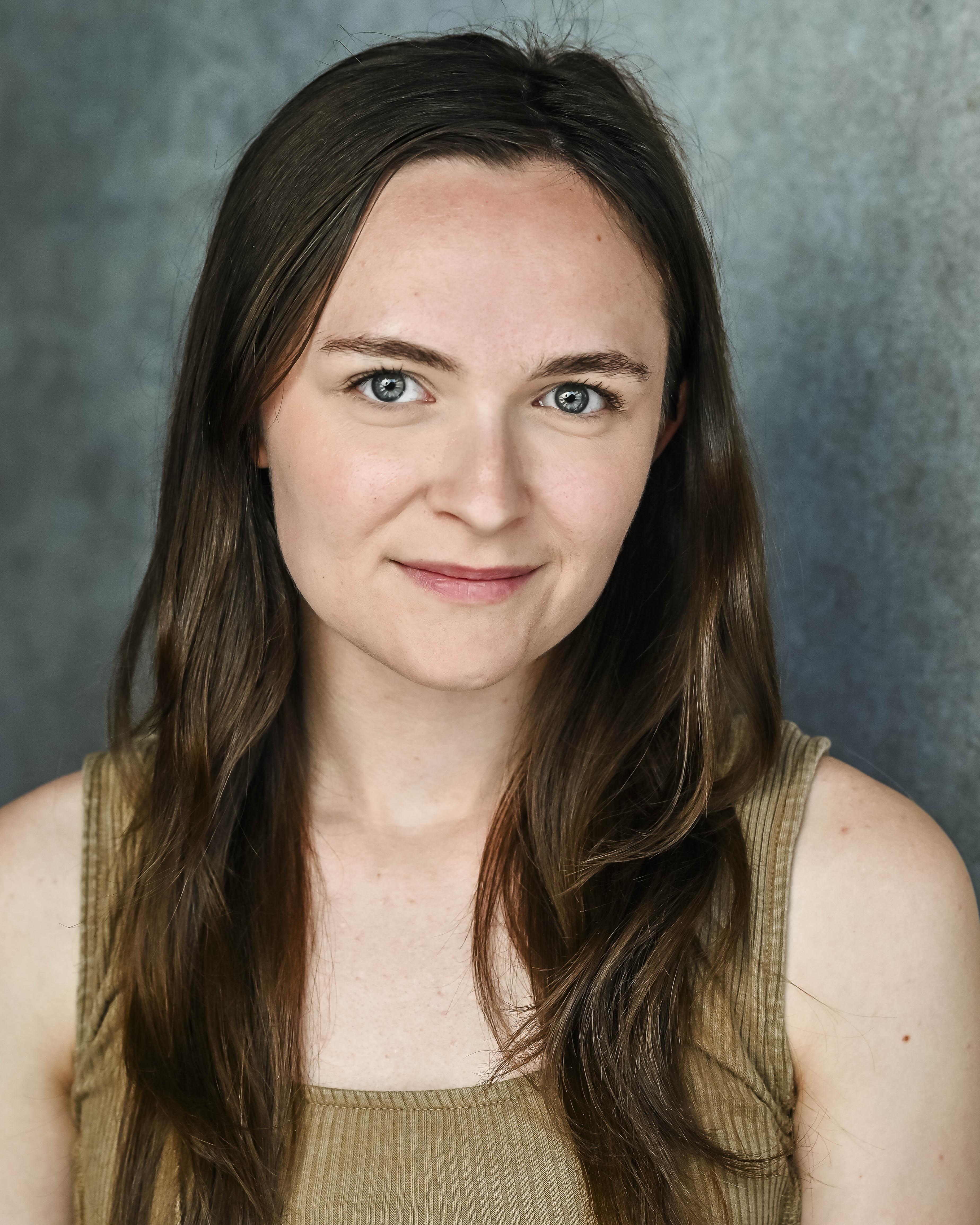 actor Alyssa Mullins large photo