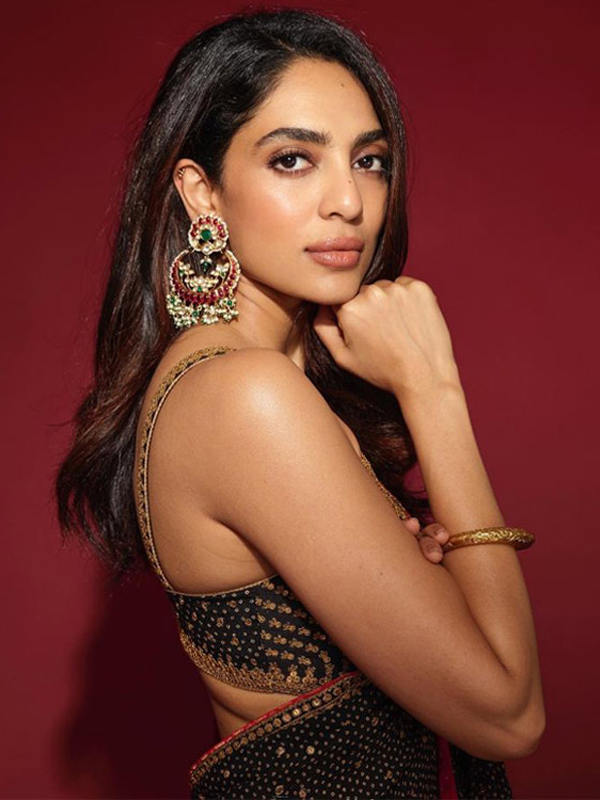 actor Sobhita Dhulipala large photo
