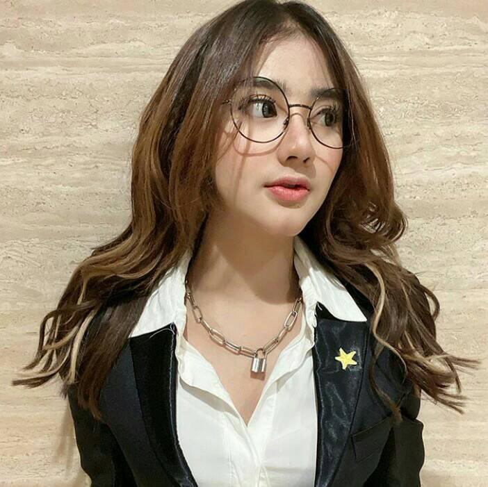 Ghea Youbi