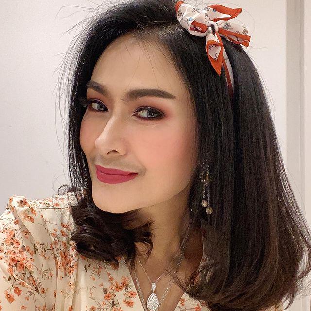 Iis Dahlia
