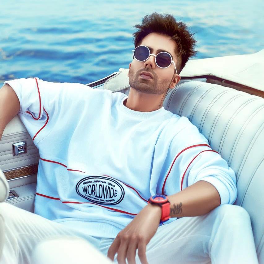 actor Harrdy Sandhu large photo