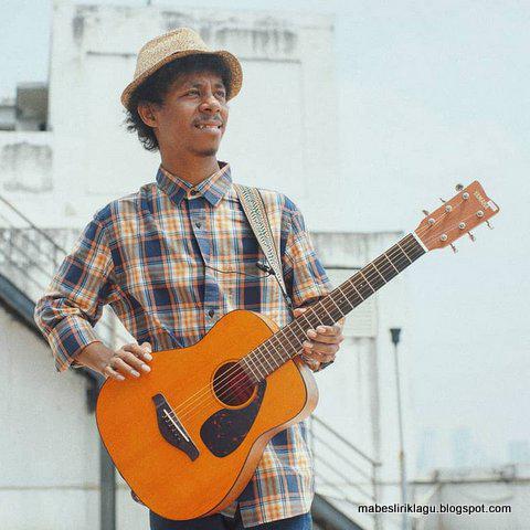 actor Raim LaOde large photo