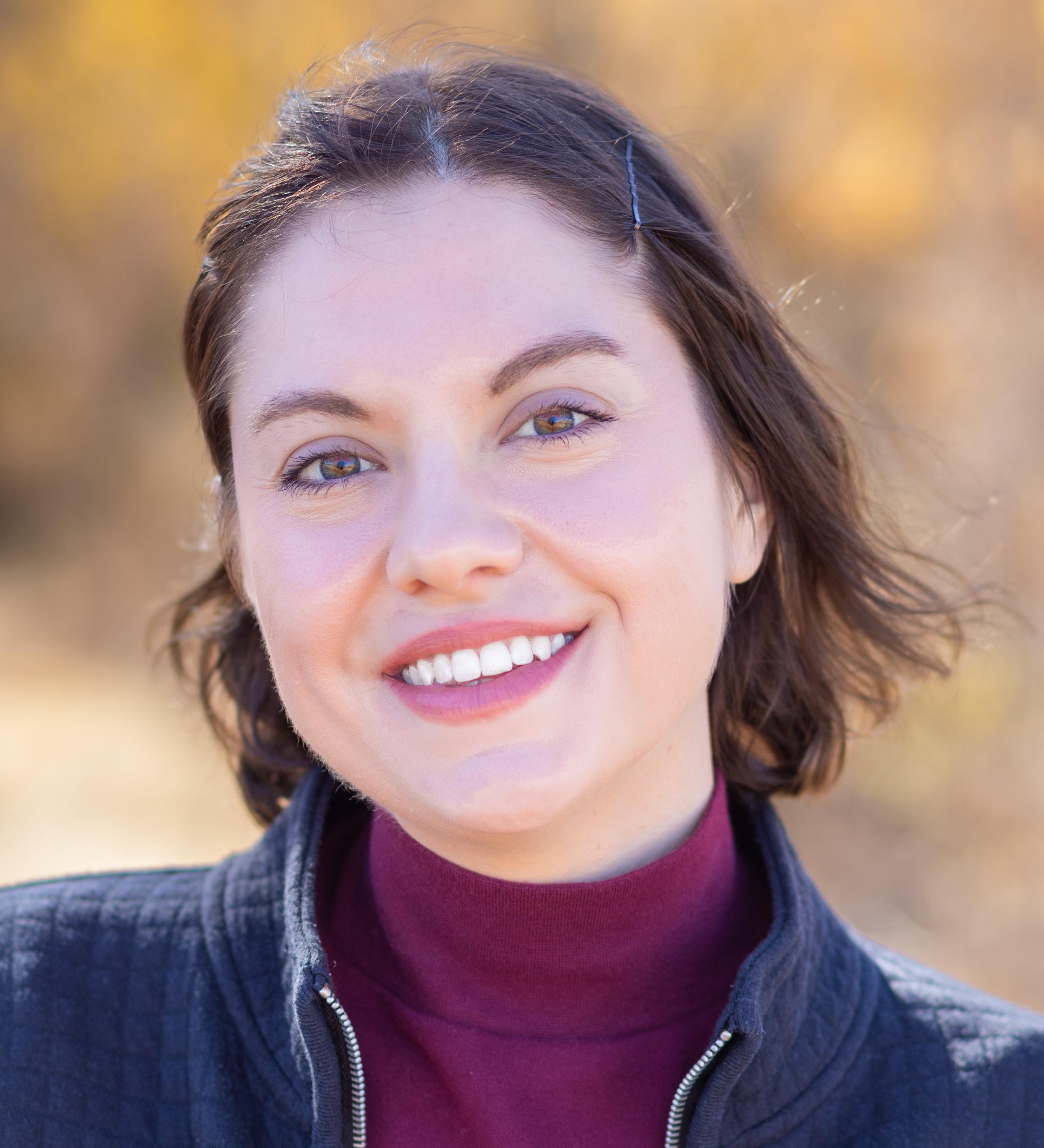 actor Krista Cooper-Schmidt large photo