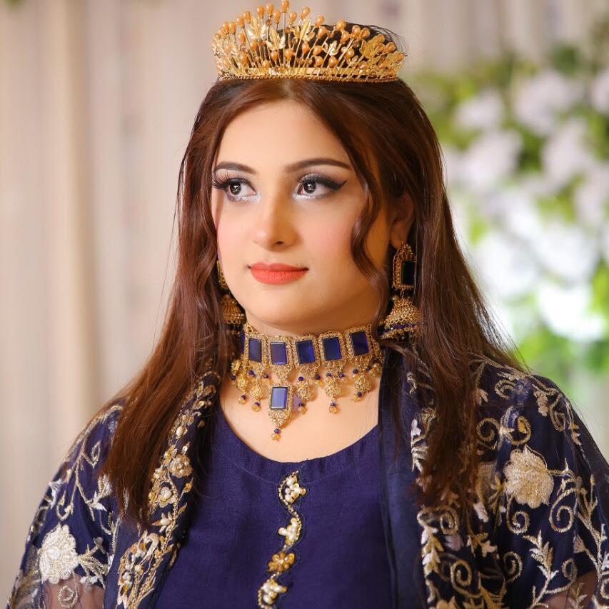 Laila Khan