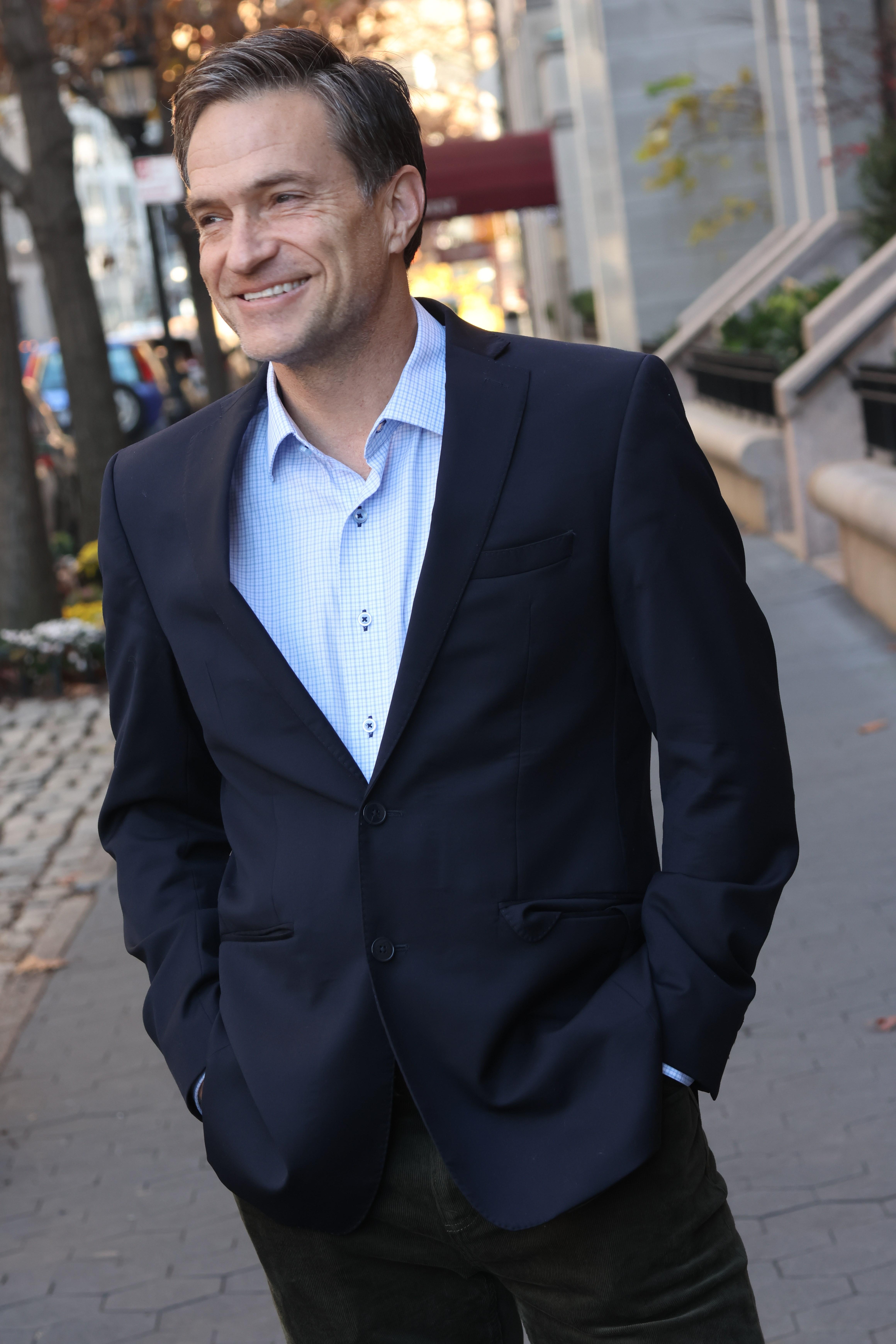 actor Douglas Everett Davis large photo