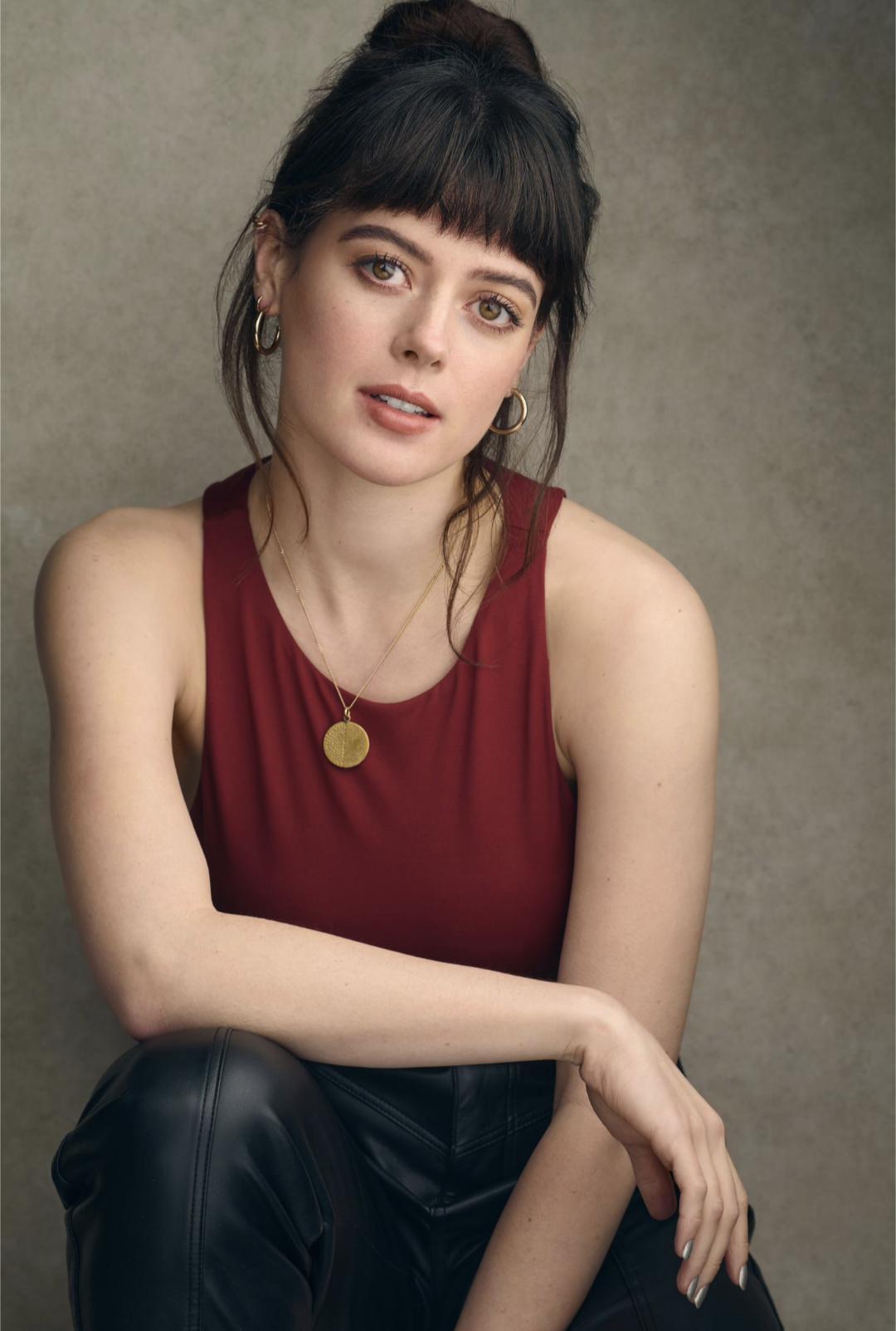 actor Freya Evans large photo