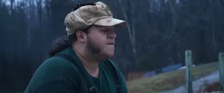 Trailer thumbnail