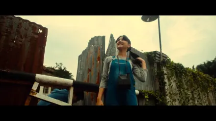 Trailer thumbnail