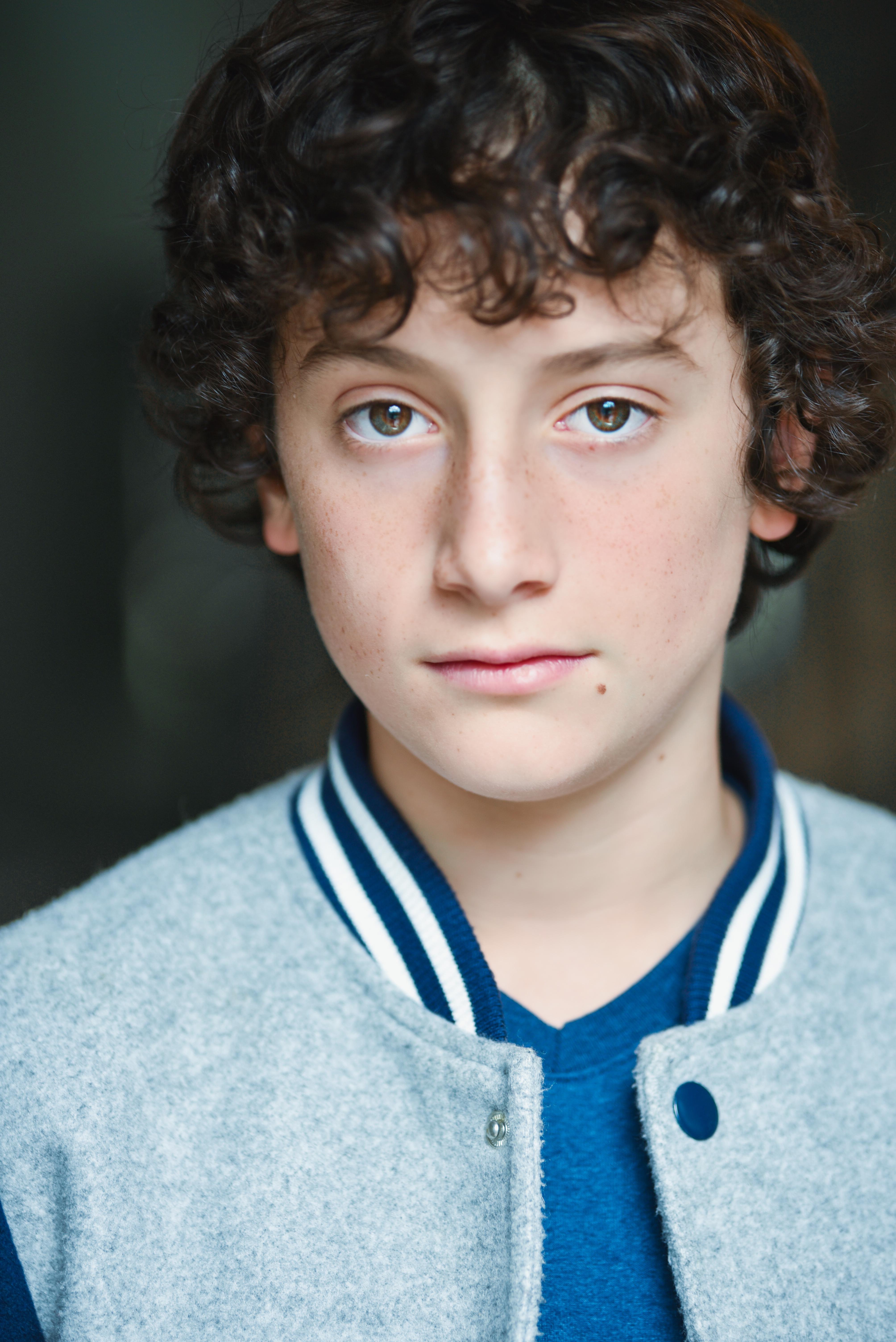 actor Cam Healy large photo