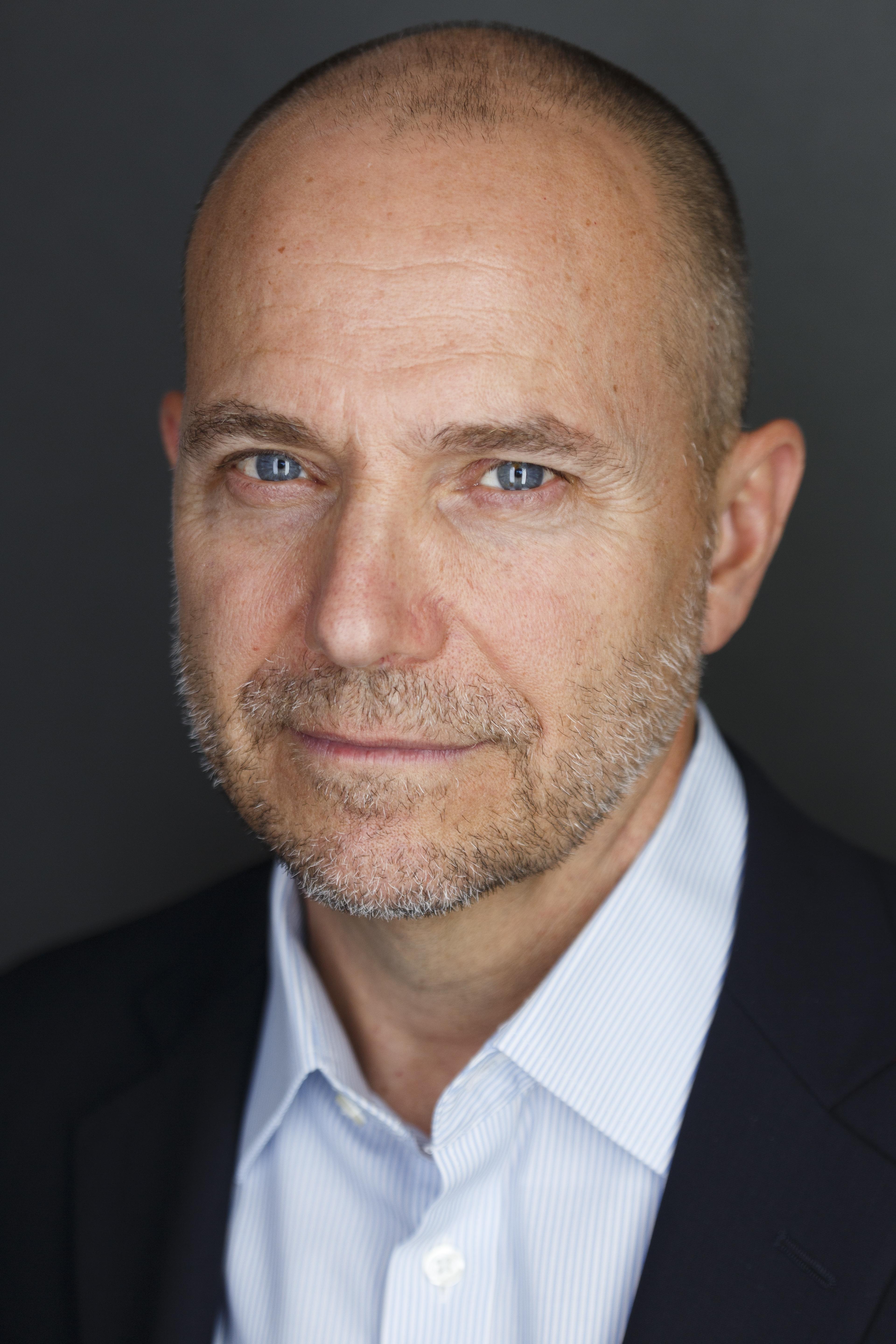 actor Stephen Girouard large photo