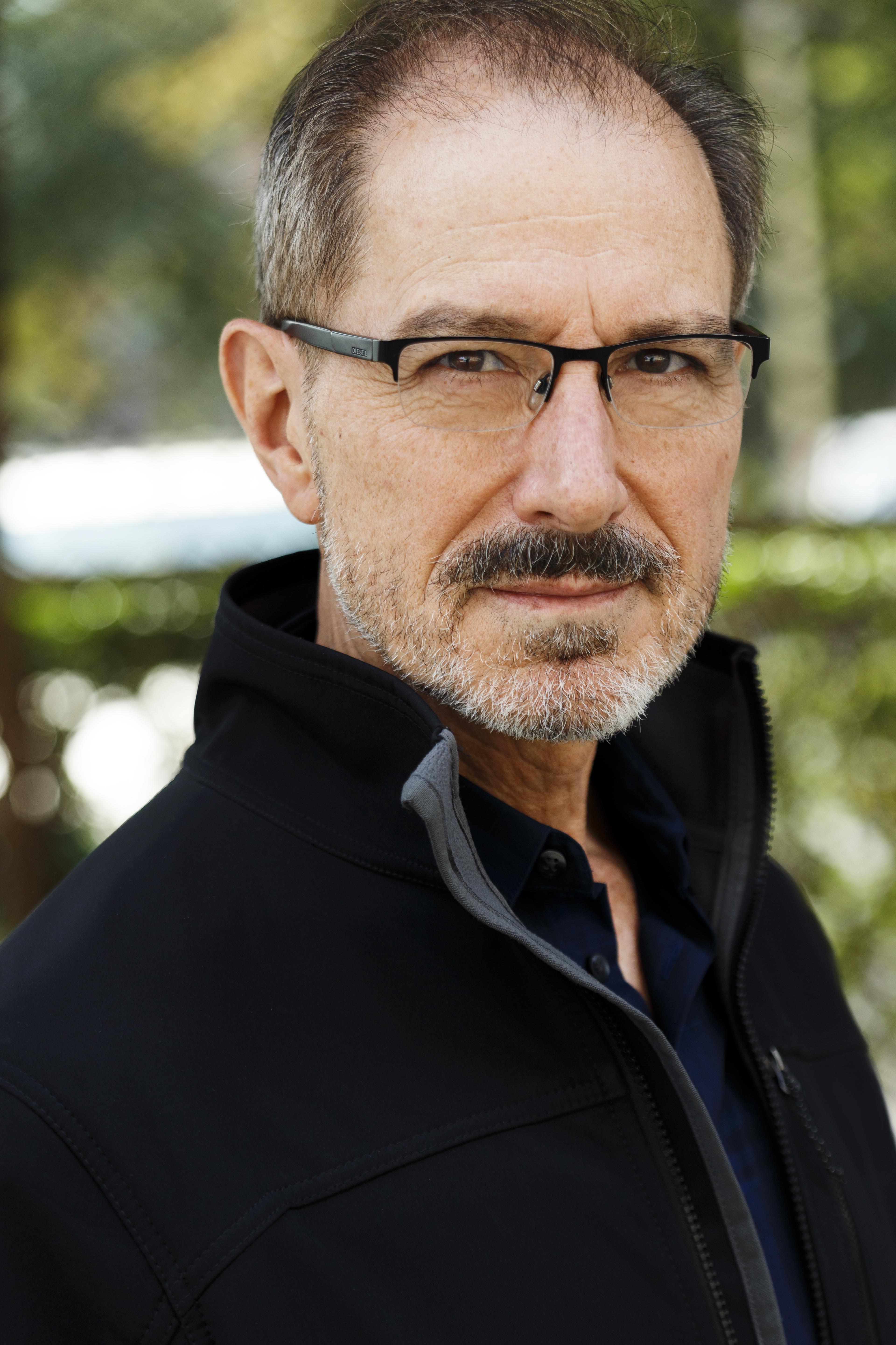 actor Mark Torres large photo