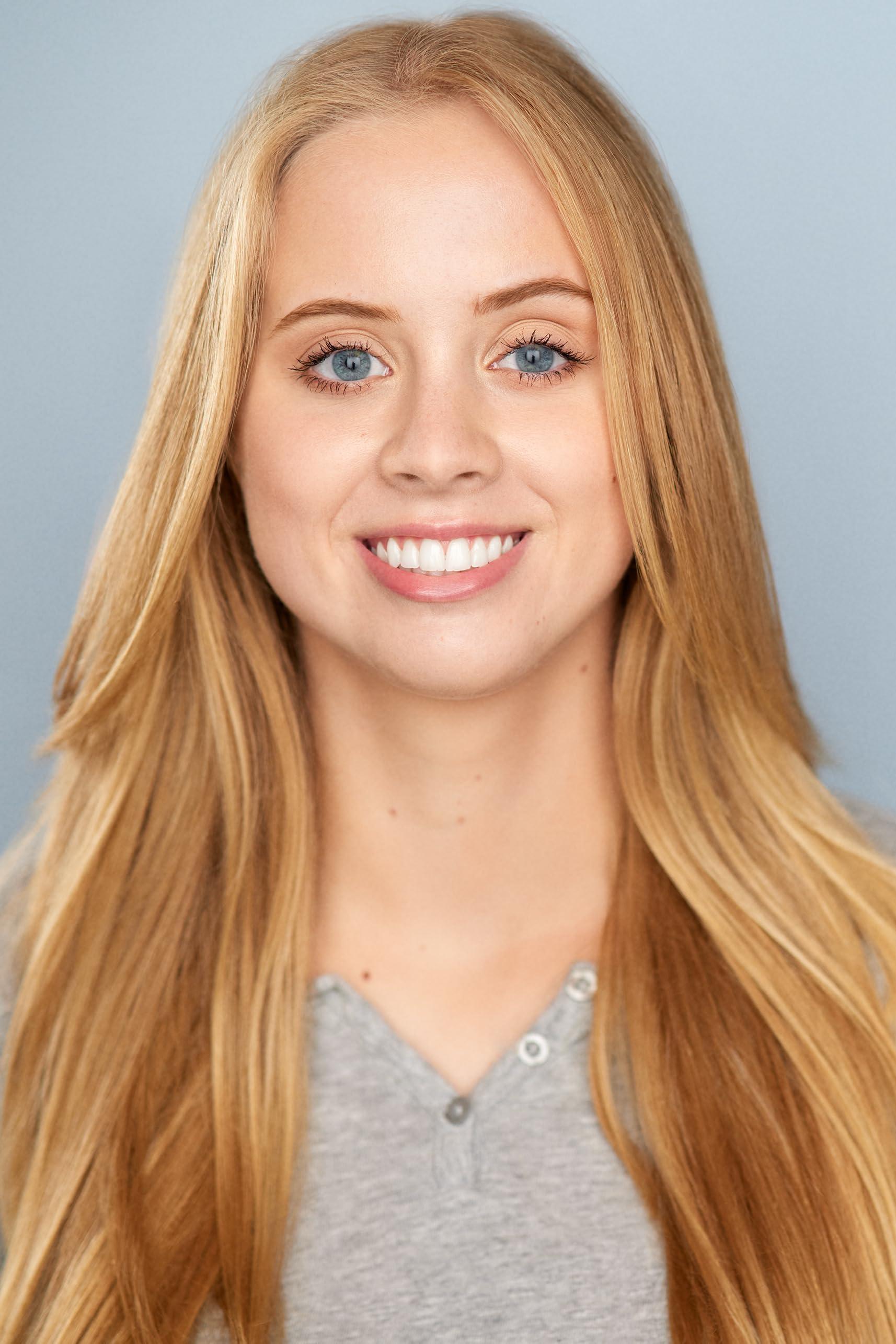 actor Sarah Elizabeth large photo