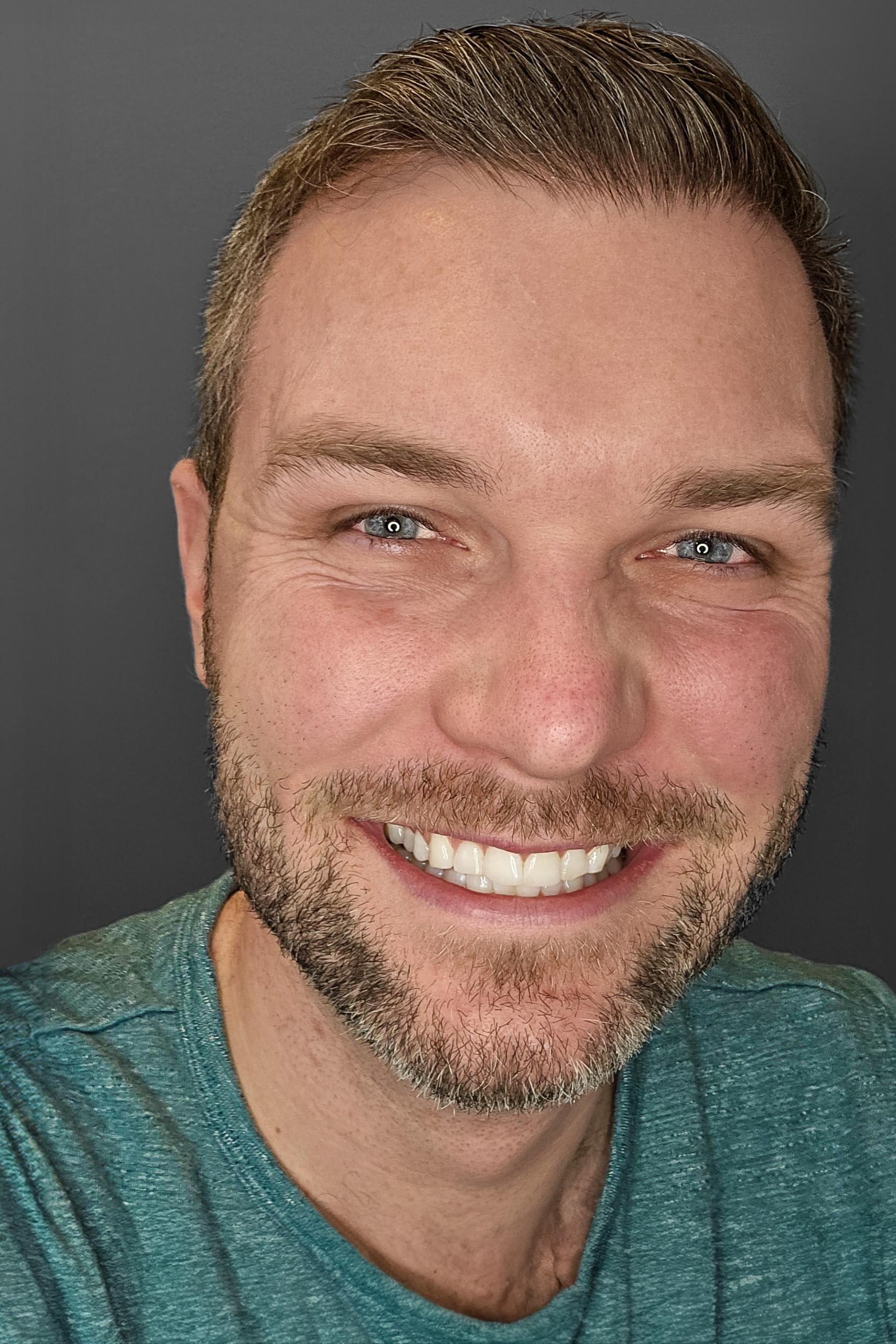 actor Stephen Kristof large photo