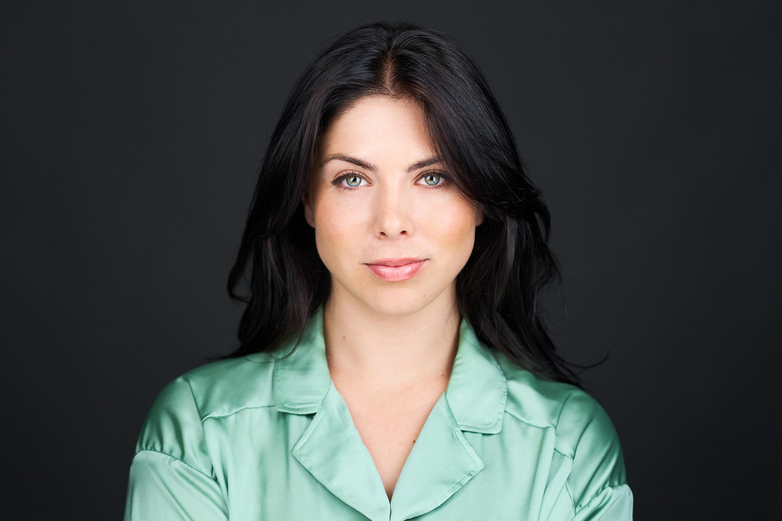 actor Alexa Kennedy large photo