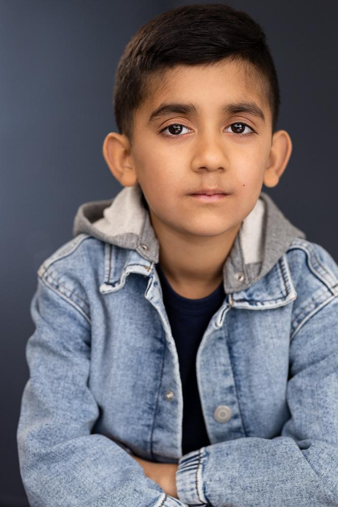 actor Adiv Sharma large photo