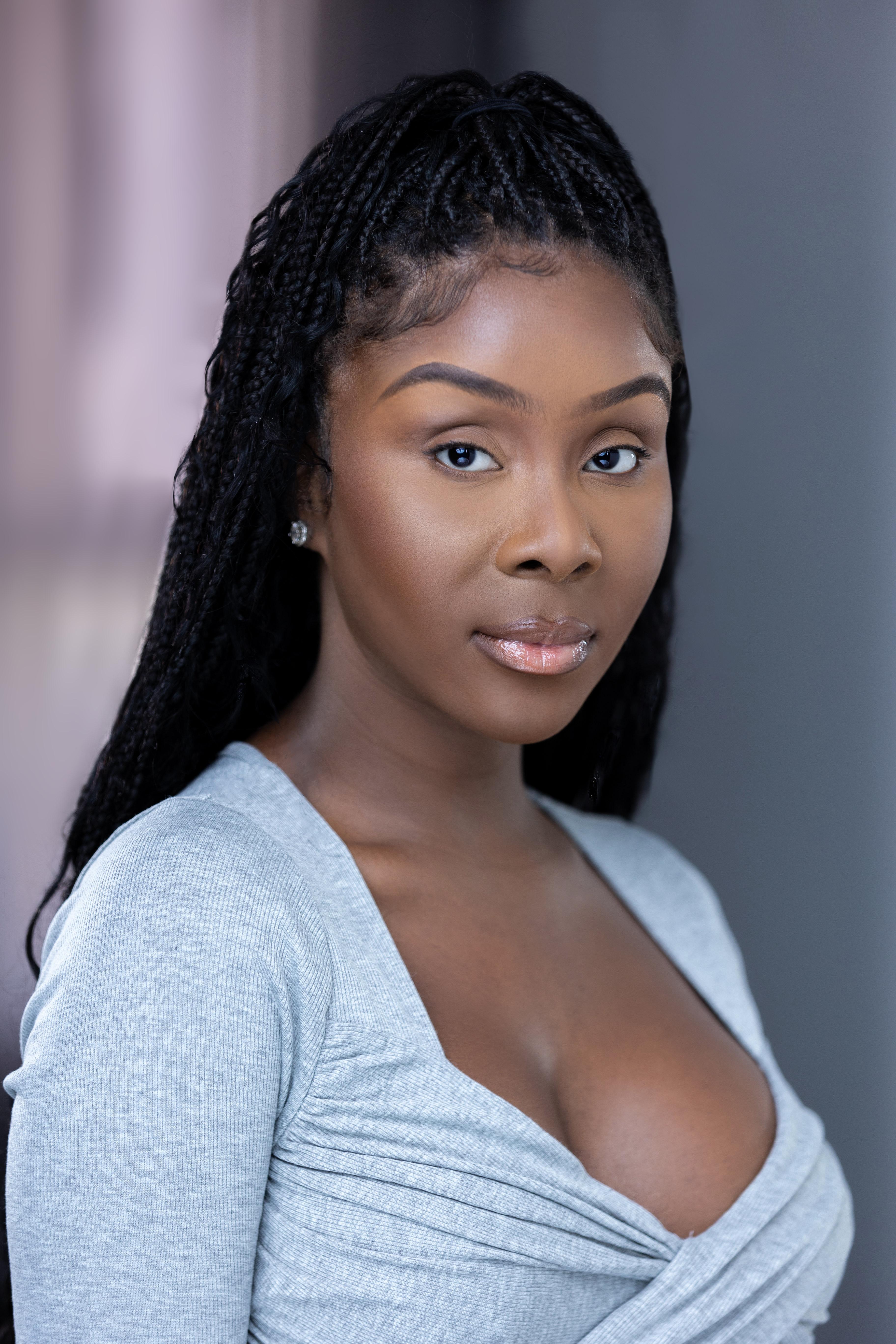 actor Jessie Woo large photo