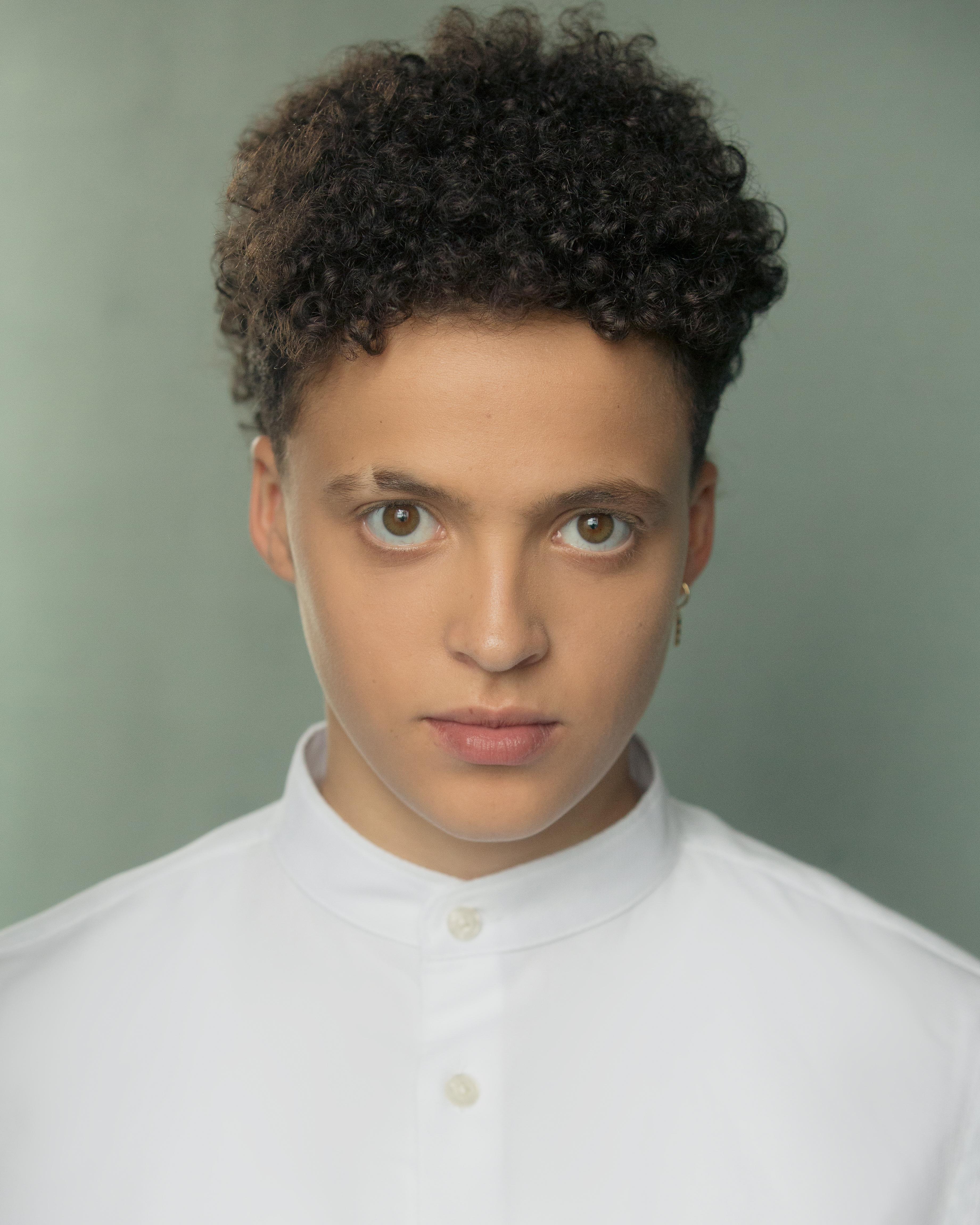 actor Lee Braithwaite large photo