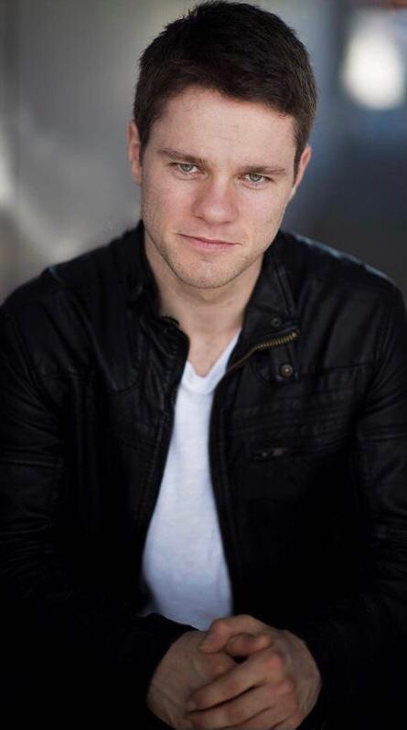 actor Shaun Foley large photo