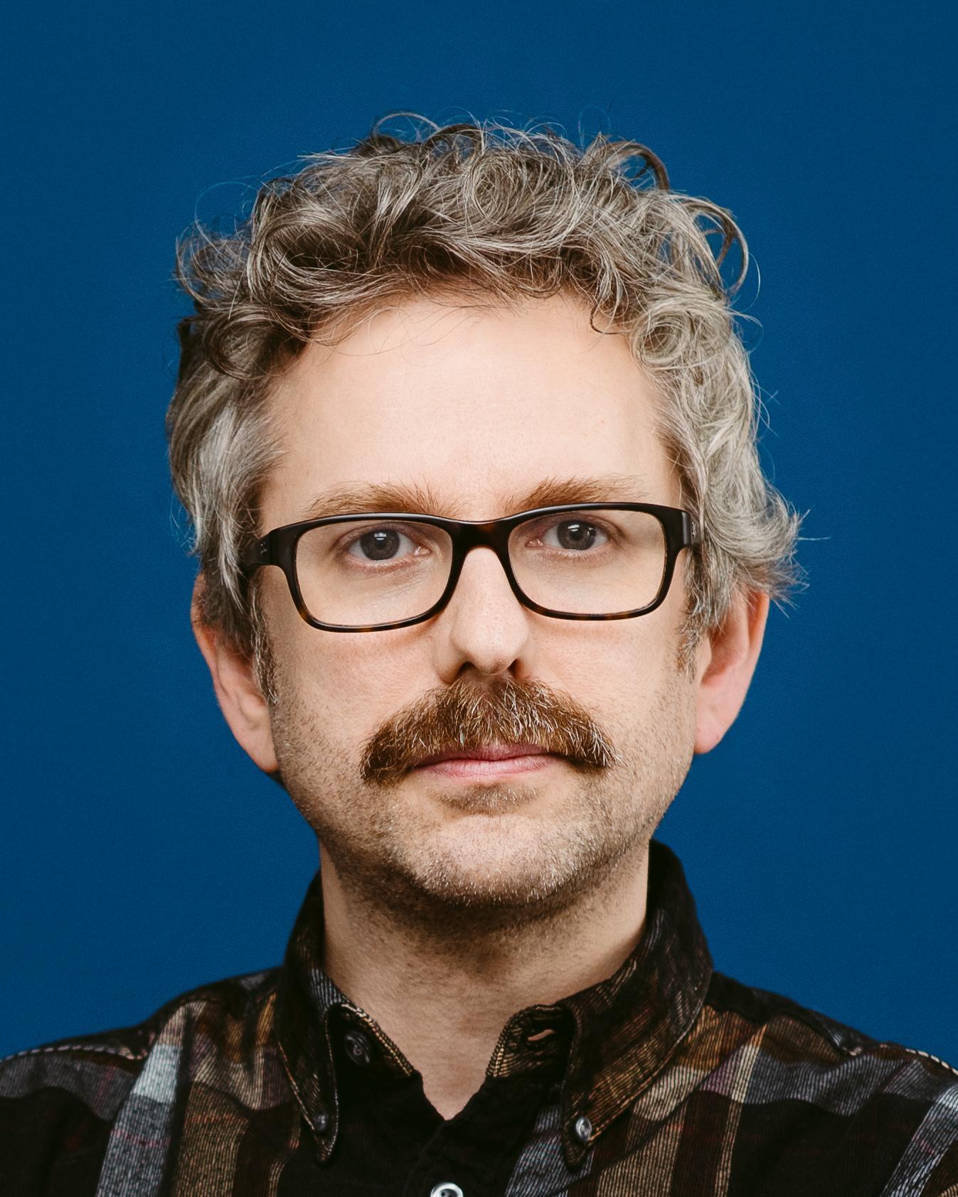 actor Frank Prendergast large photo