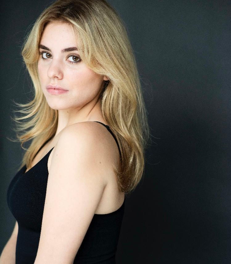 actor Juliette Schroeder large photo