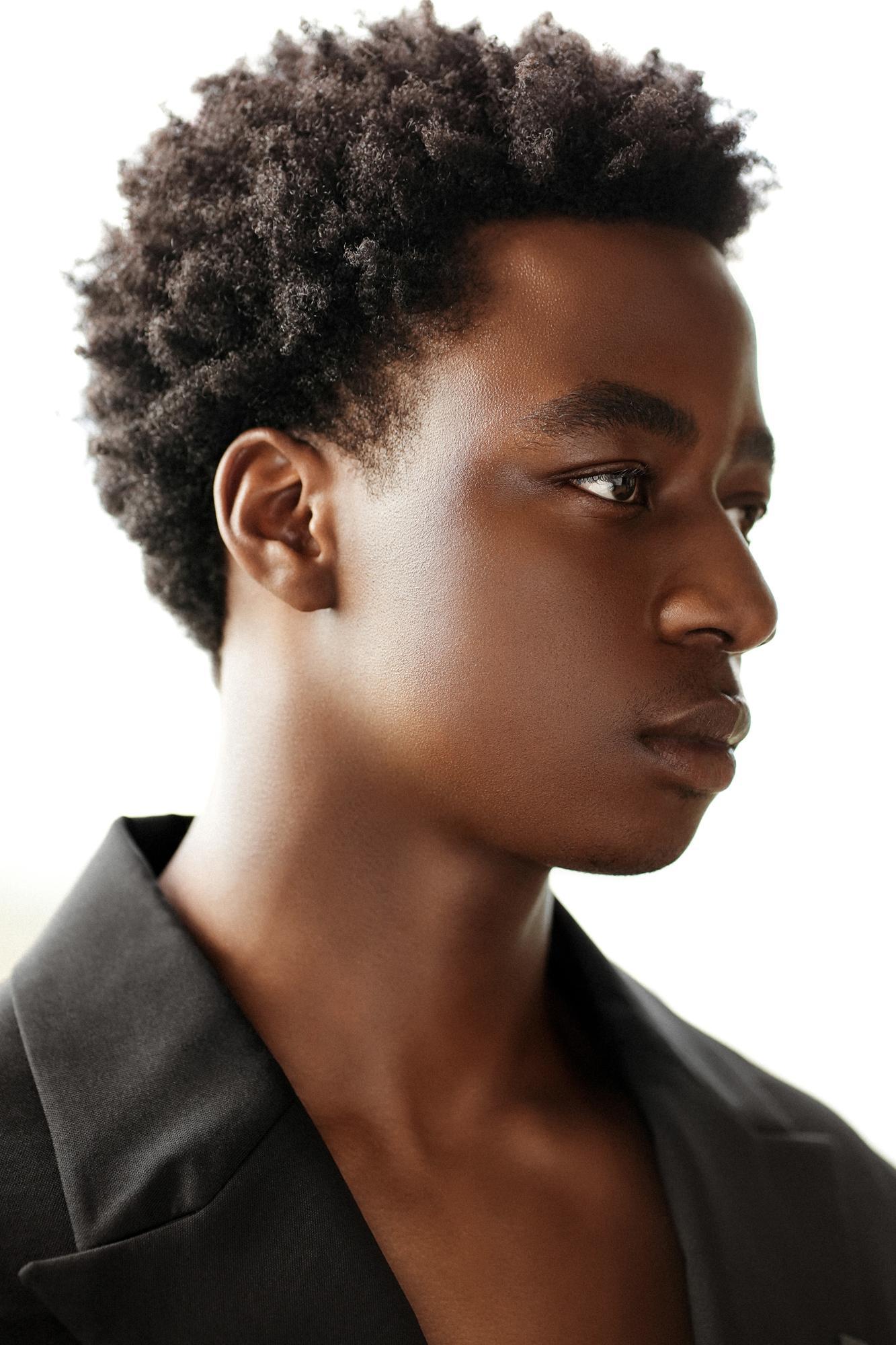 actor Ayo Solanke large photo