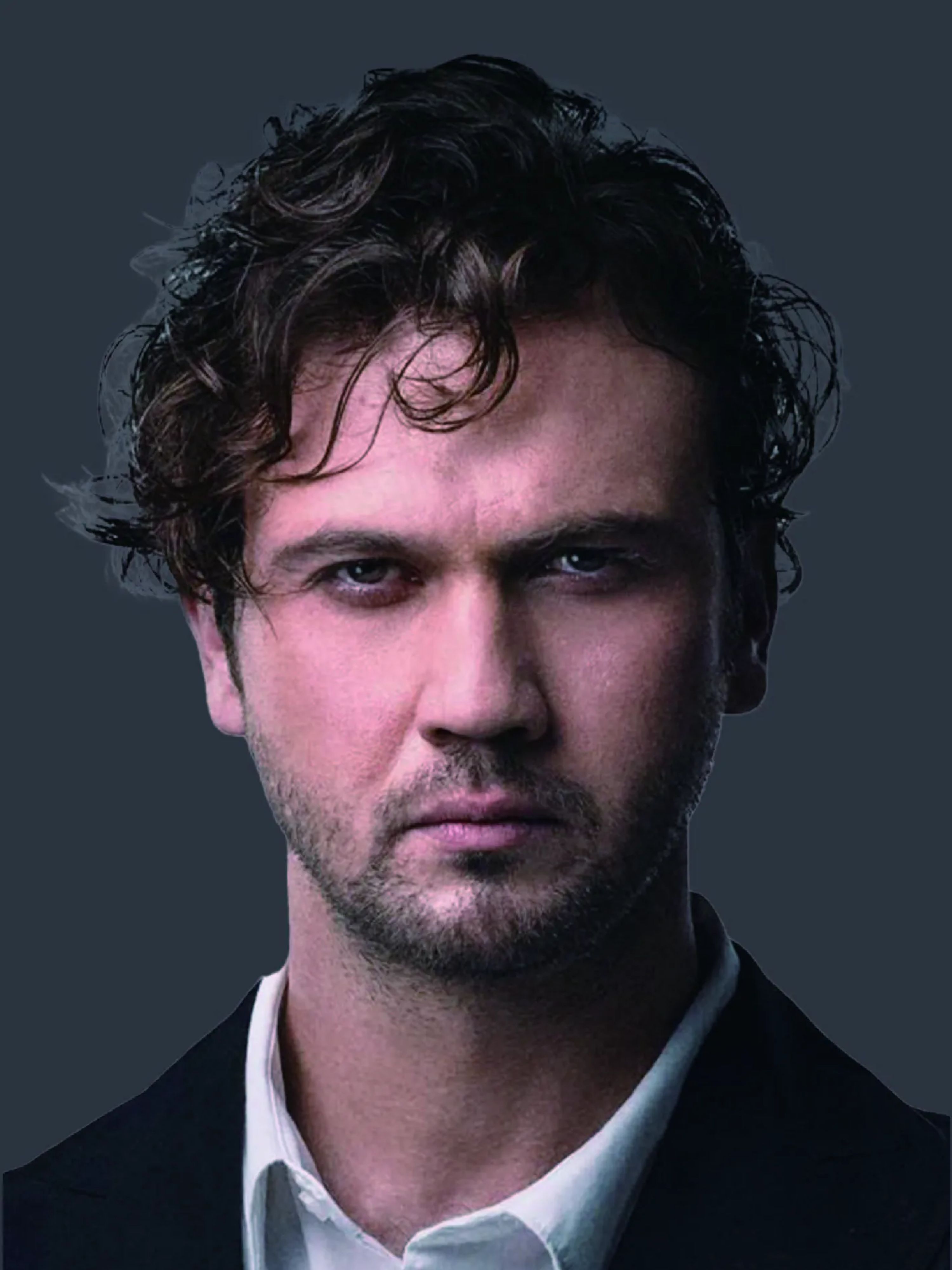 actor Aras Bulut Iynemli large photo