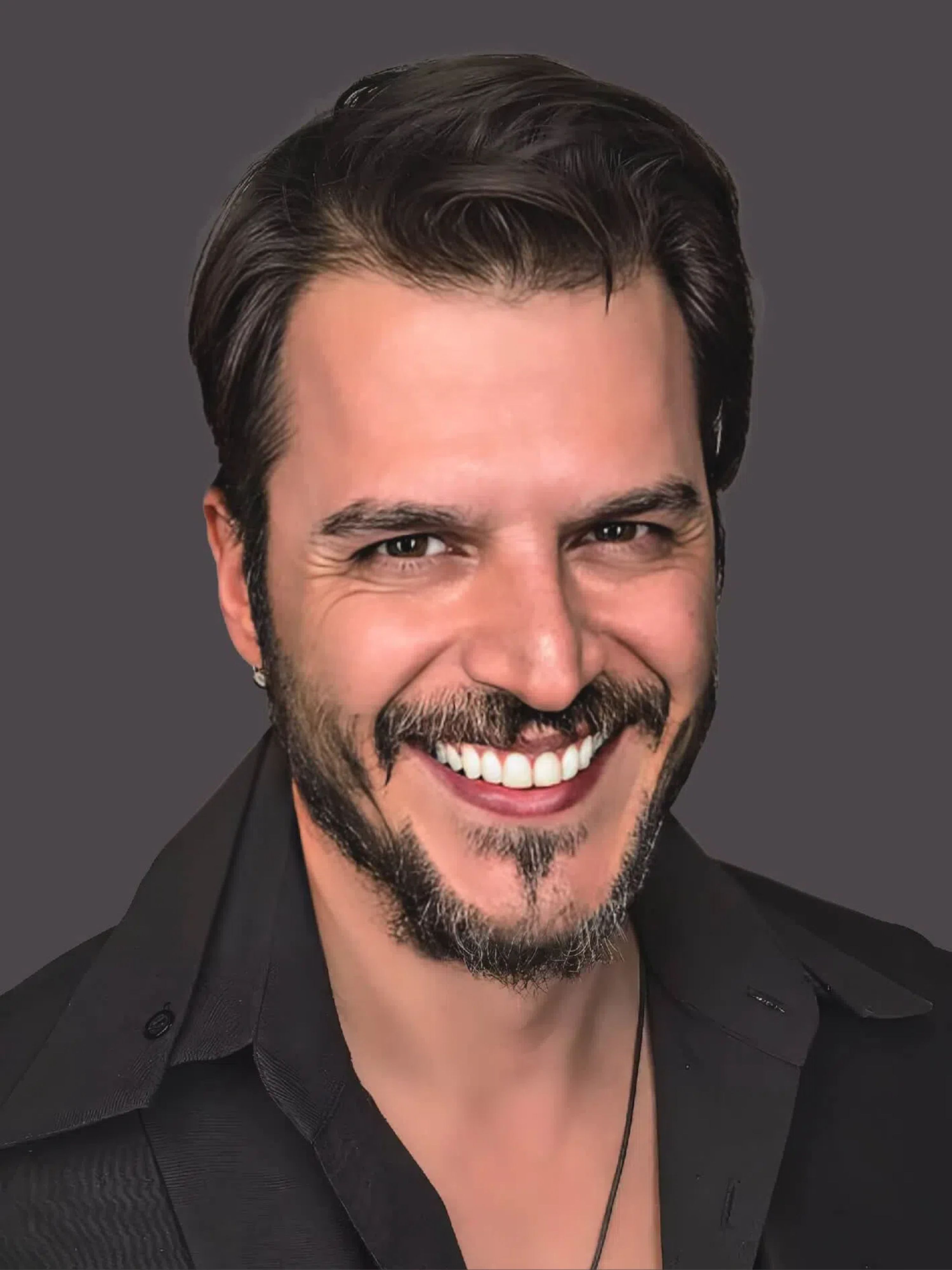 actor Mehmet Günsür large photo