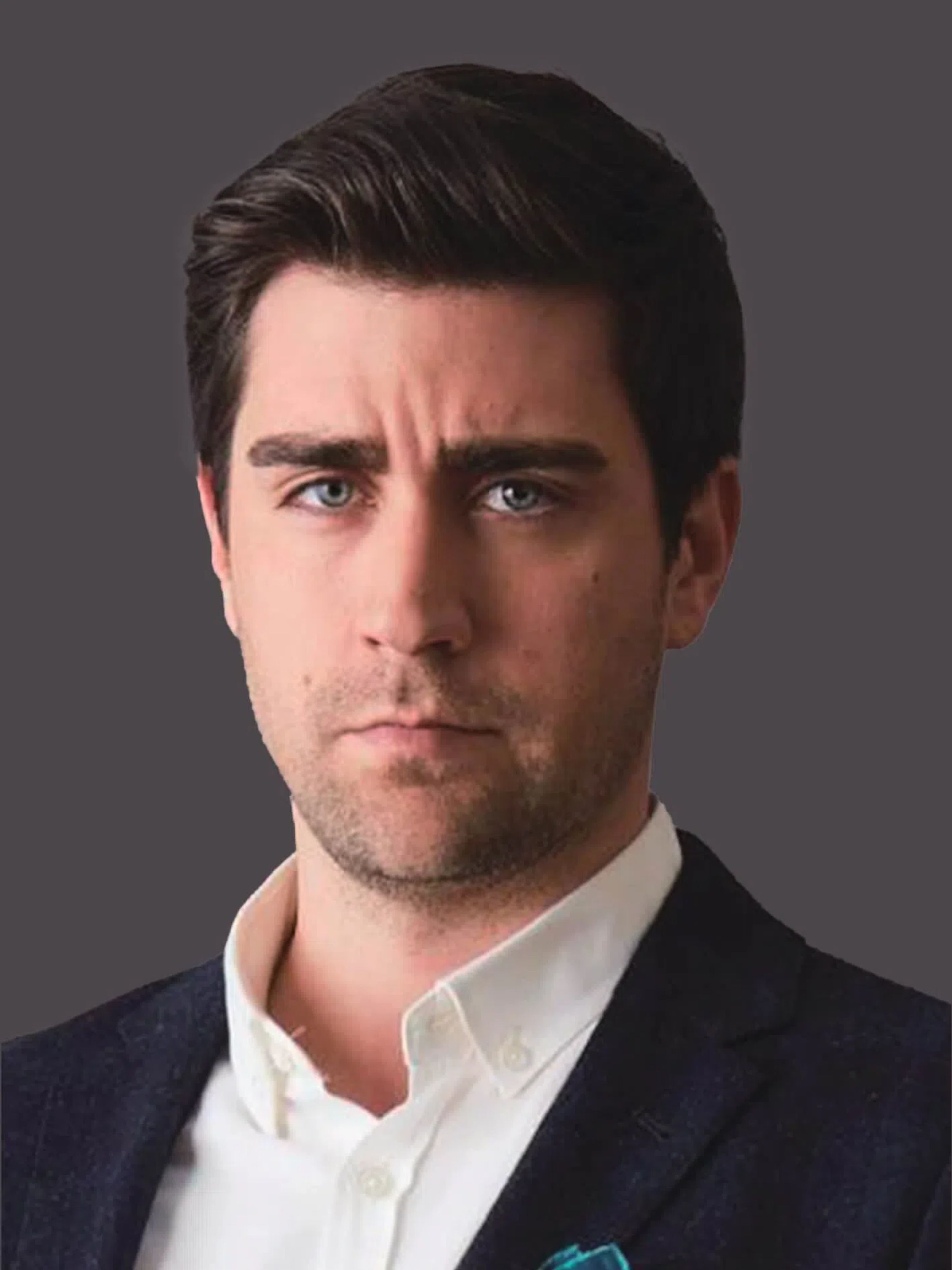 actor Caglar Ertugrul large photo