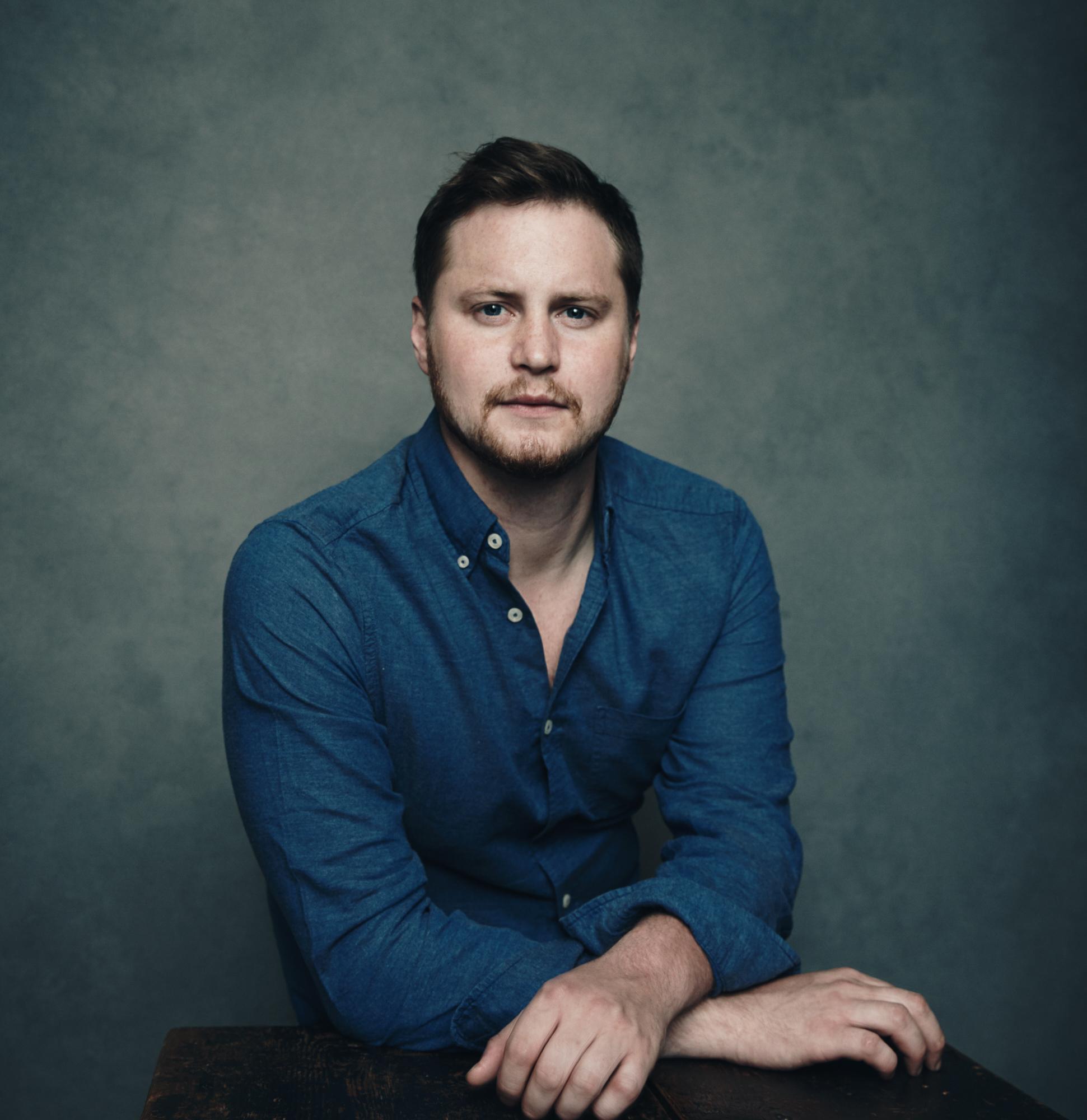 actor Justin Hofstad large photo