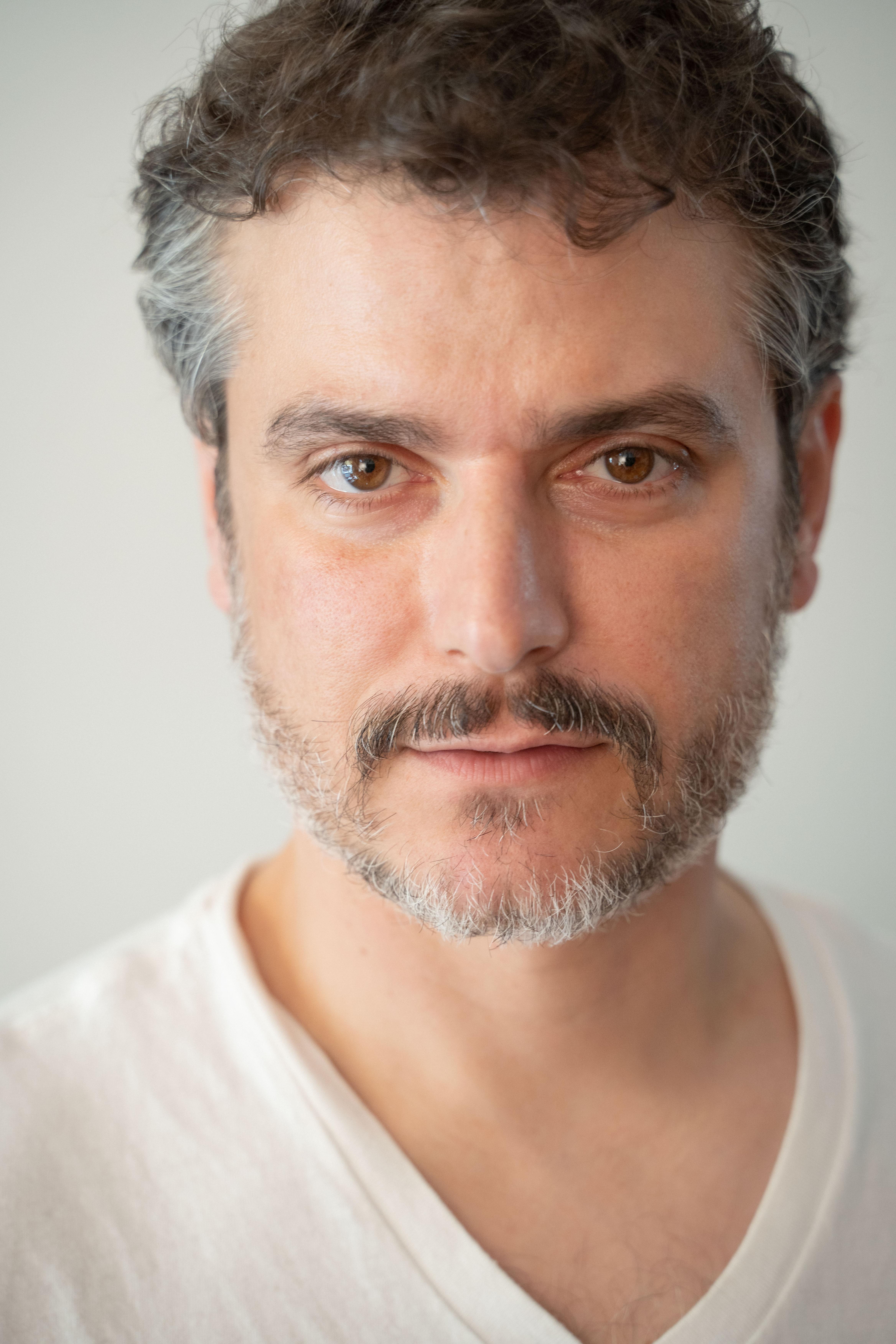 actor Jordan Allen Bell large photo