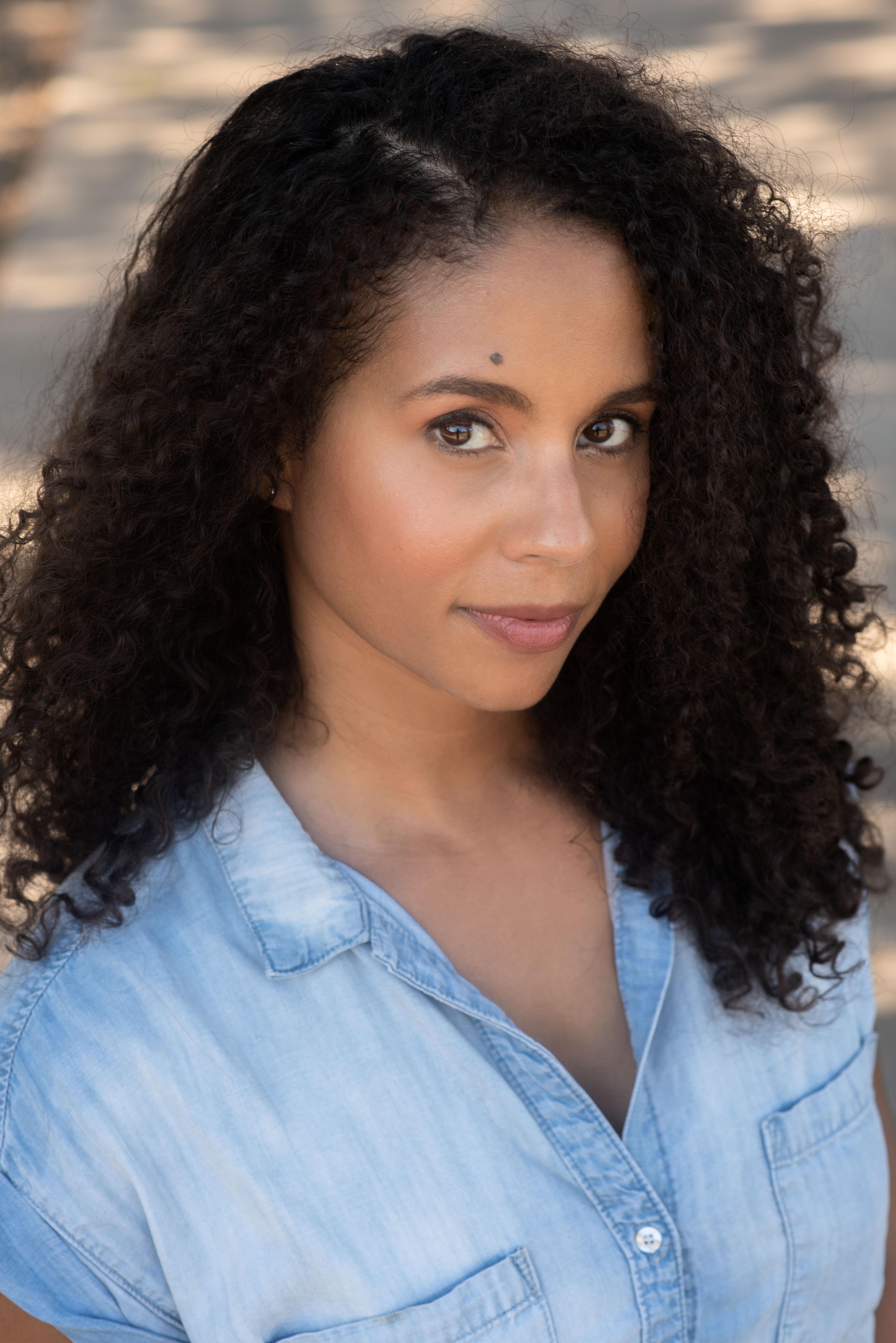 actor Sarah Umoh large photo