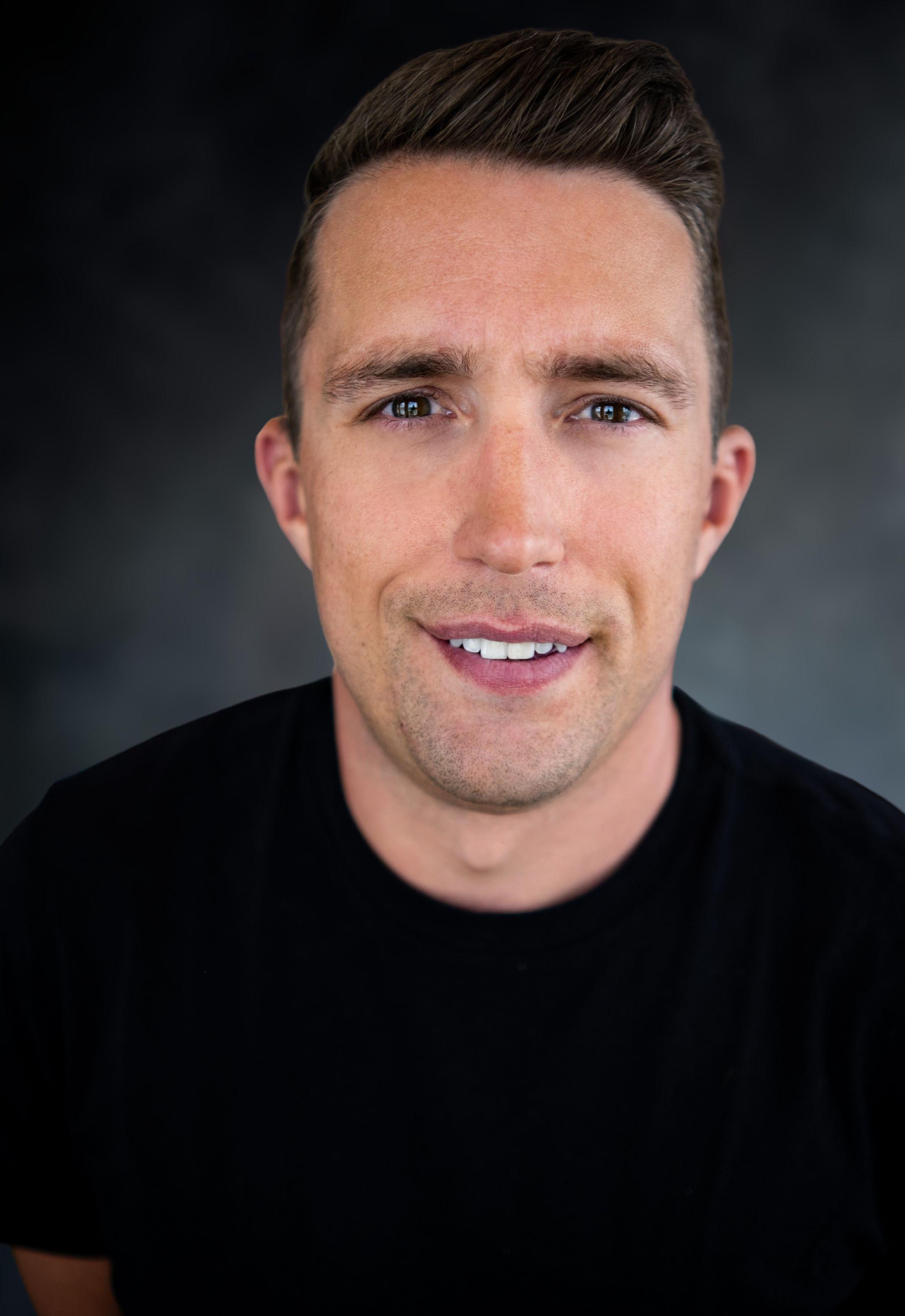 actor Todd Thomas Anderson large photo