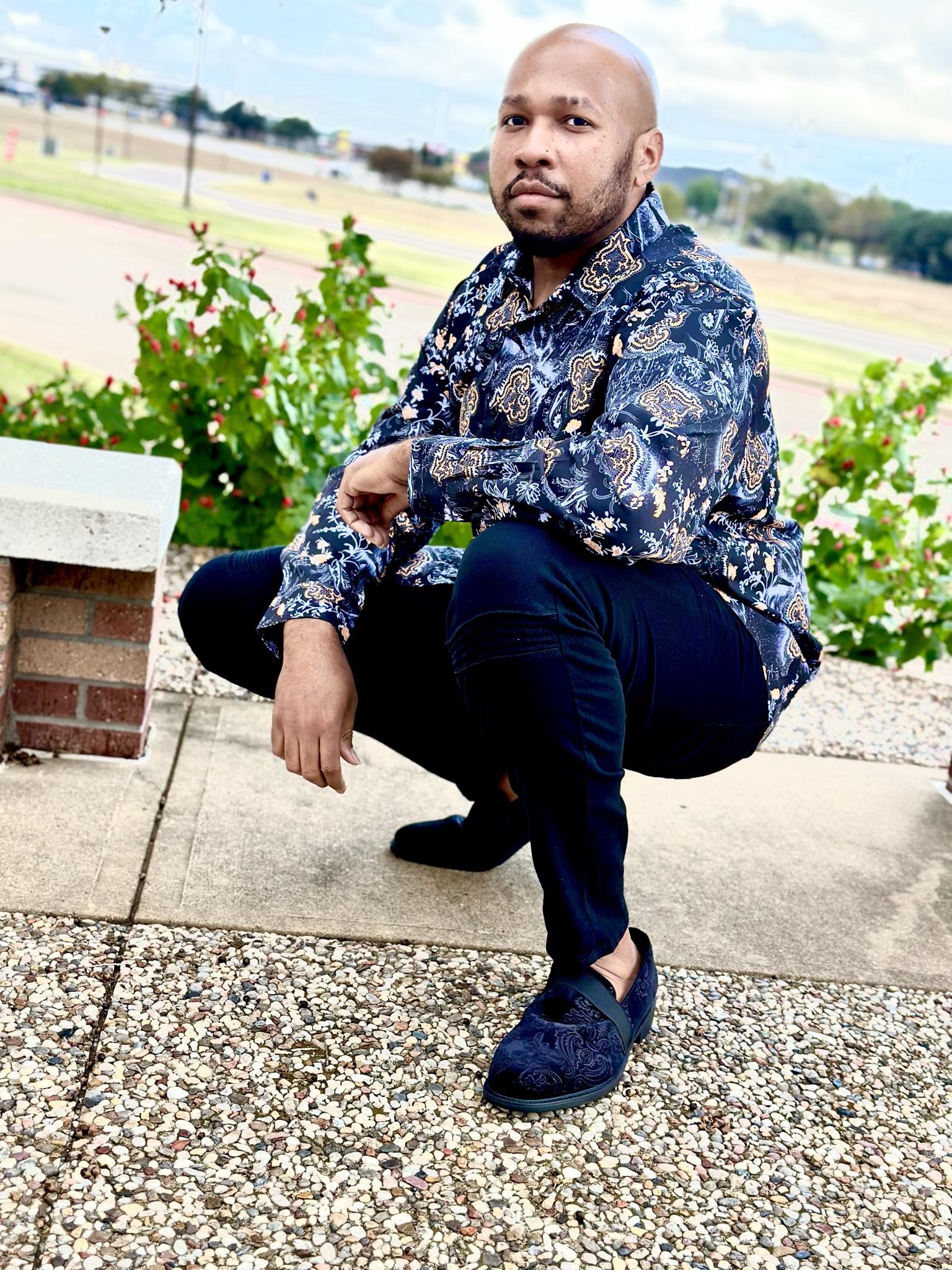 actor LaMar Alcorn large photo