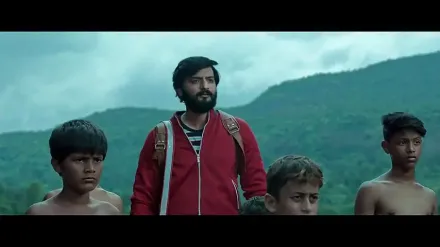 Trailer thumbnail