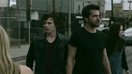 Trailer thumbnail