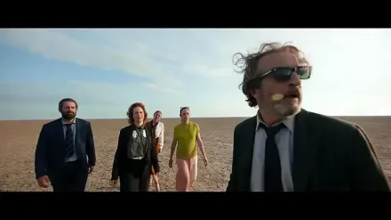 Trailer thumbnail